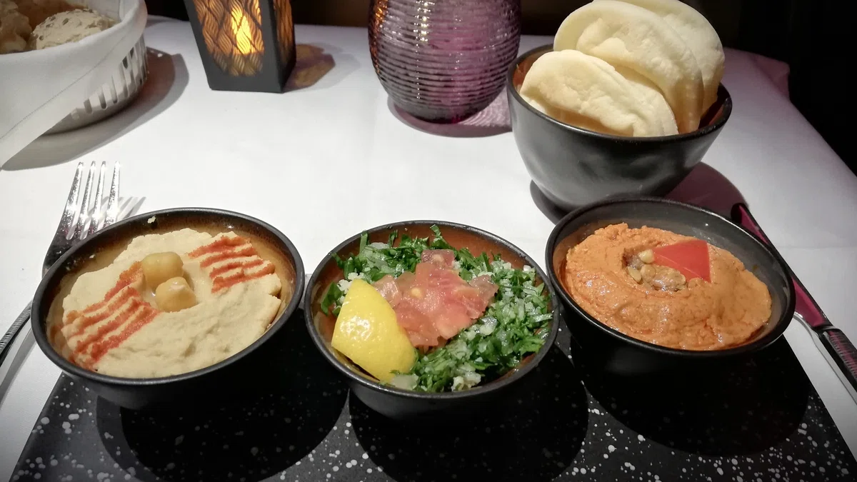 アラビア風メッゼとピタパン