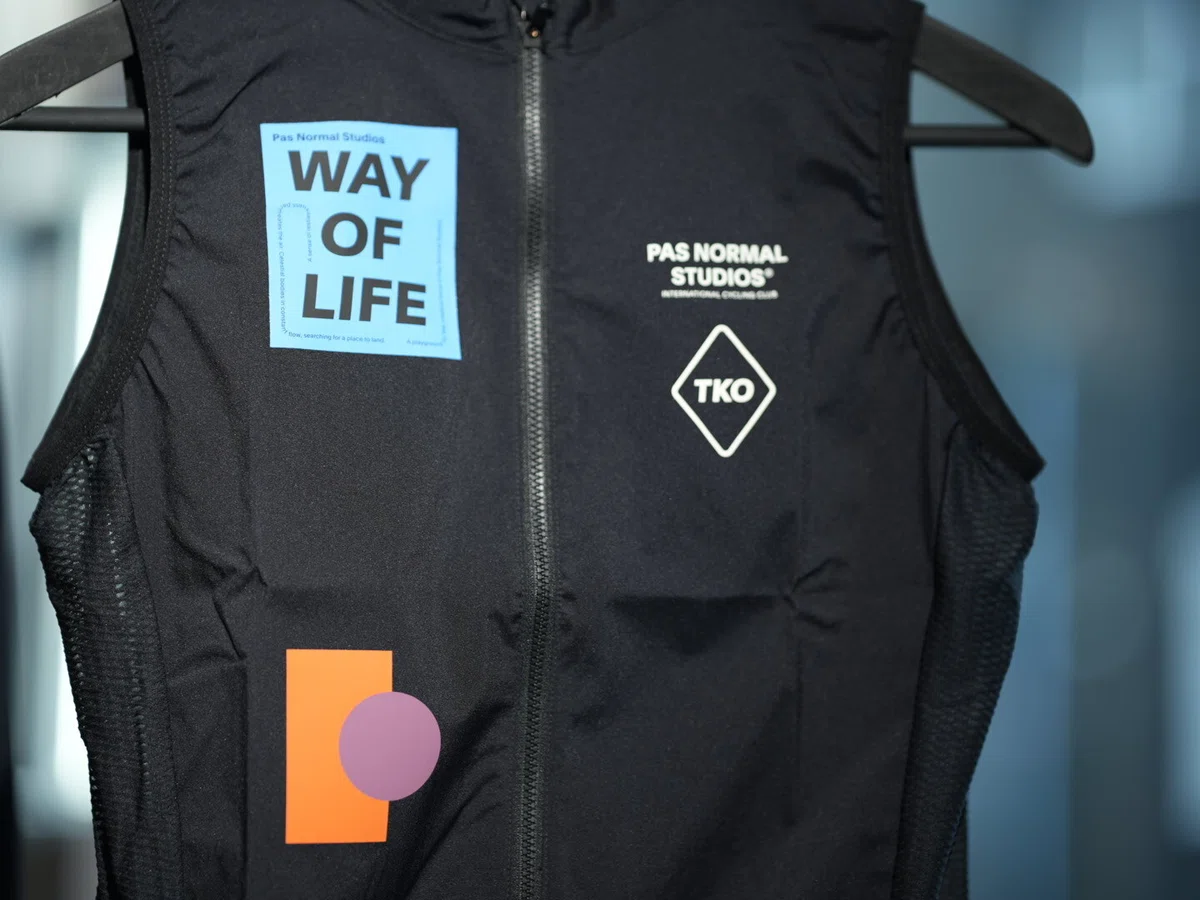 PAS NORMAL STUDIOS/ジレの使い方「Mechanism Stow Away Gilet 