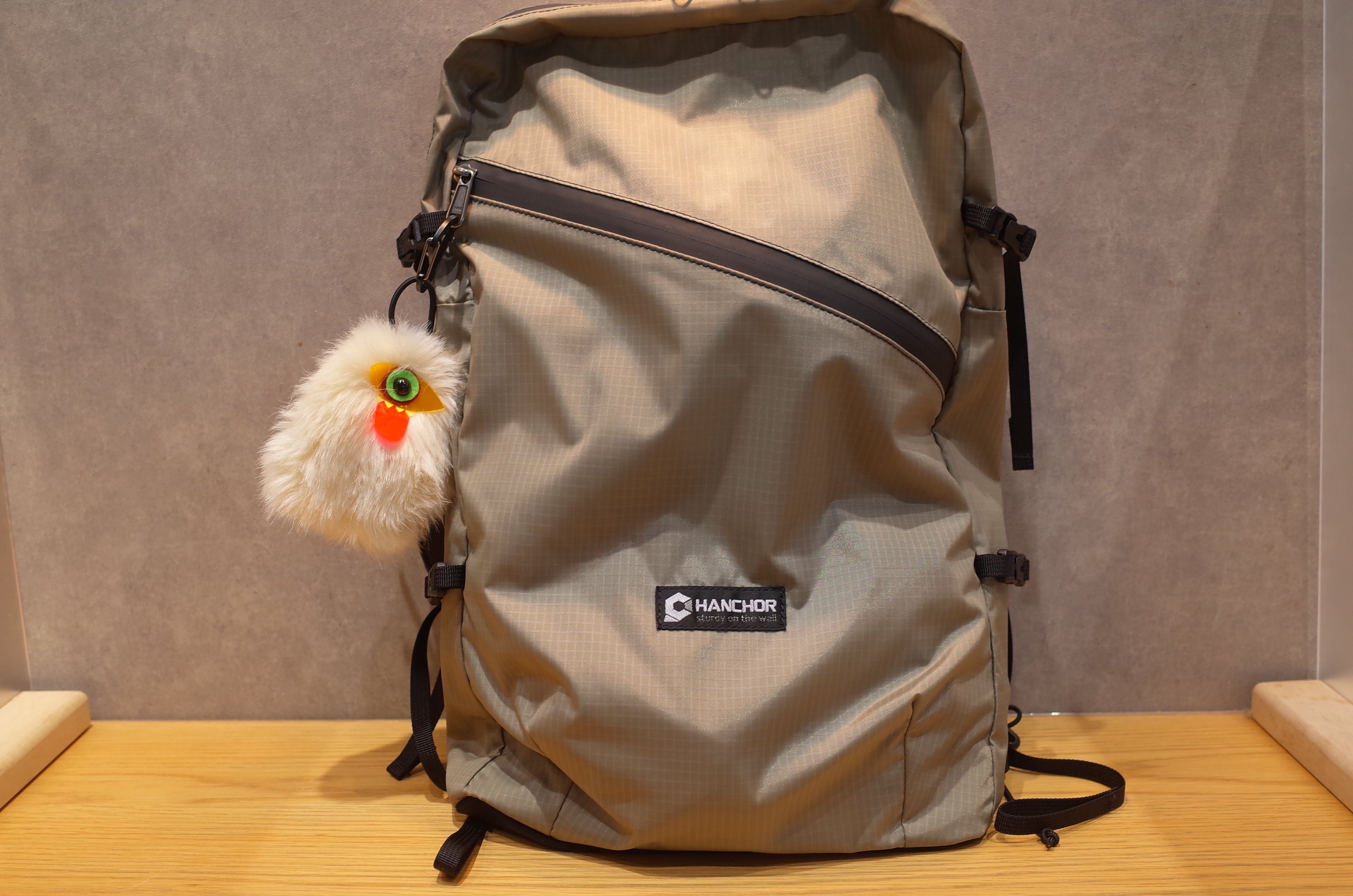 【極美品】HANCHOR ハンカー SCORIA デイパック アタックザックUL 今年買ってよかったもの 2024｜ロードレースに恋して | アヤ