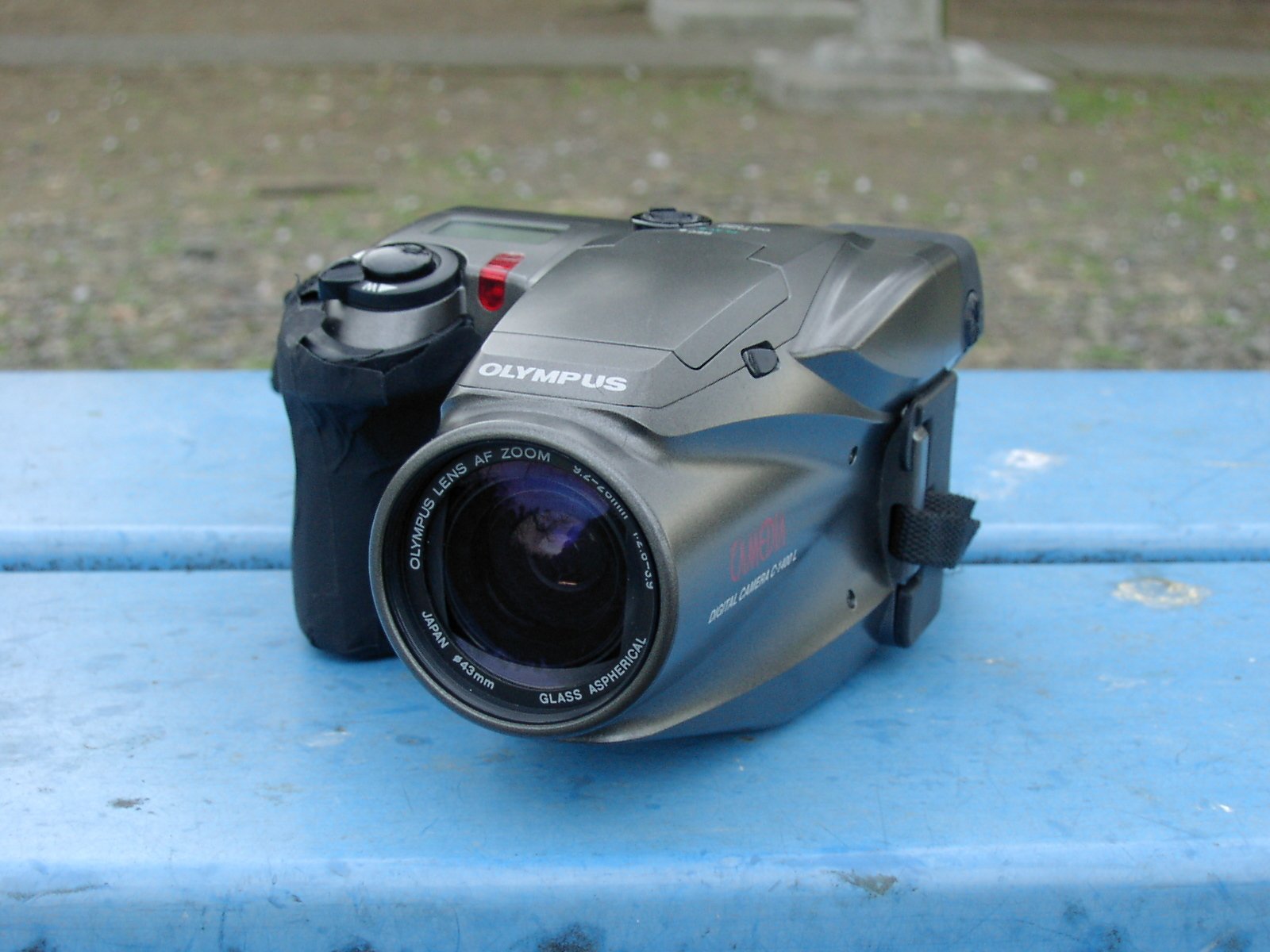 サンヨー　デジタルカメラdsc-sx1z ★メディア、PC接続キット付き SANYO DSC-SX1Z The worlds one and only Digital Camera with