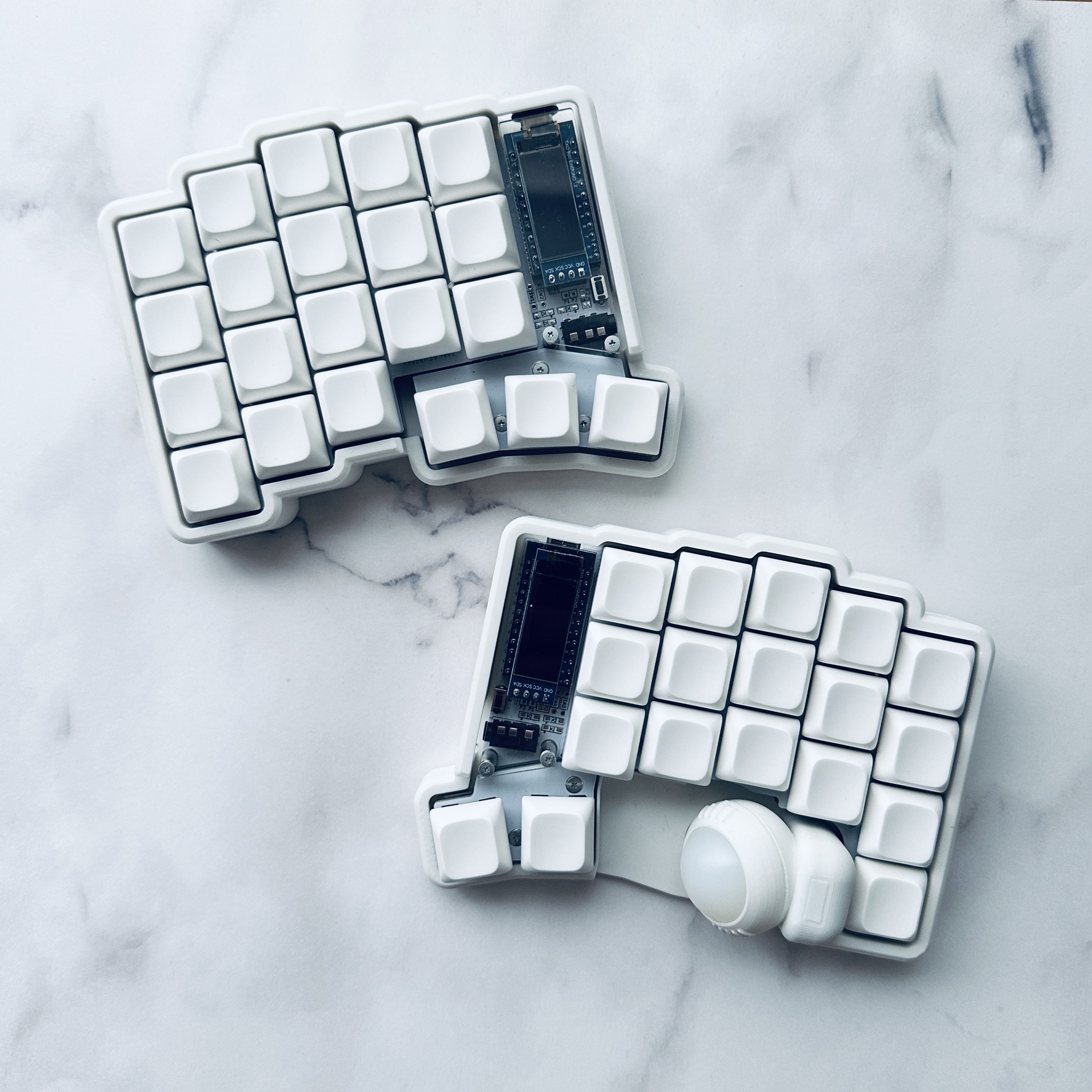 ア*ト様 【新品】keyball39 ケースマウント構造lofree HADES 新品】keyball39 ケースマウント構造lofree HADES - メルカリ