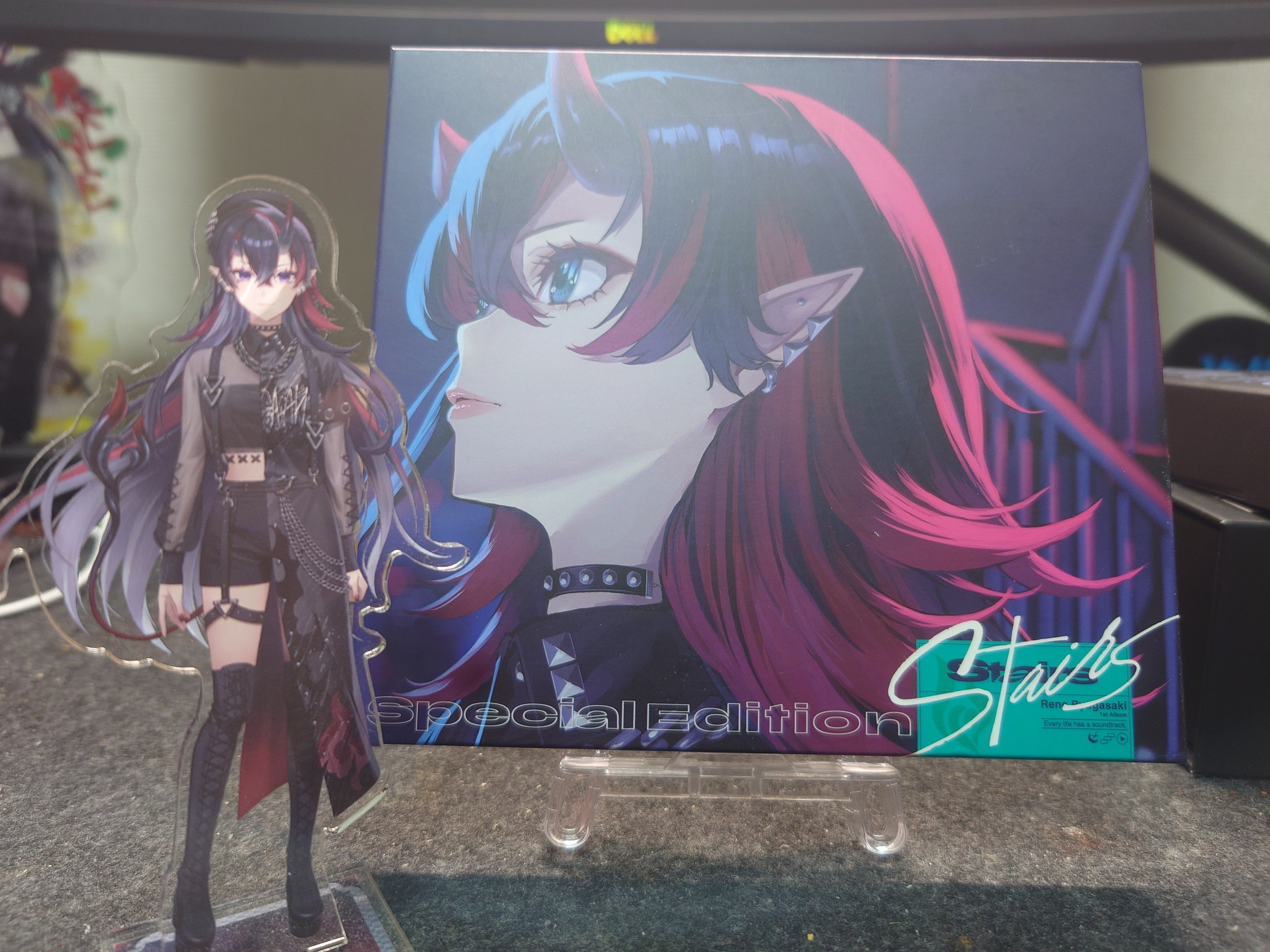 はじめてコラボイヤホンを買ってみたよ｜まるとー.