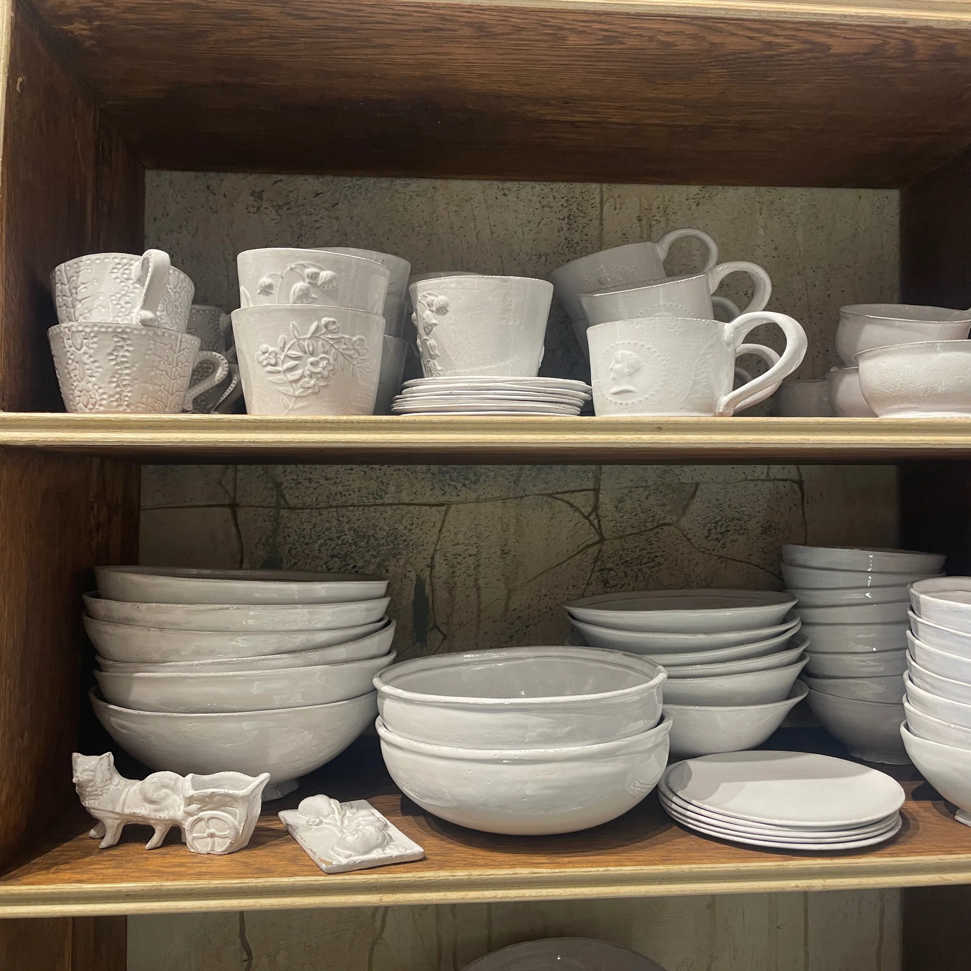 アスティエ・ド・ヴィラット（Astier de Villatte）：白の釉薬が美しい 