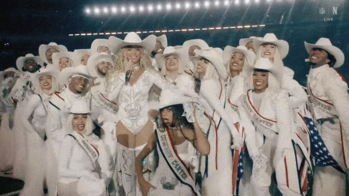 about 【 BEYONCÉ BOWL 】｜about Beyoncé ★ ビヨンセについて