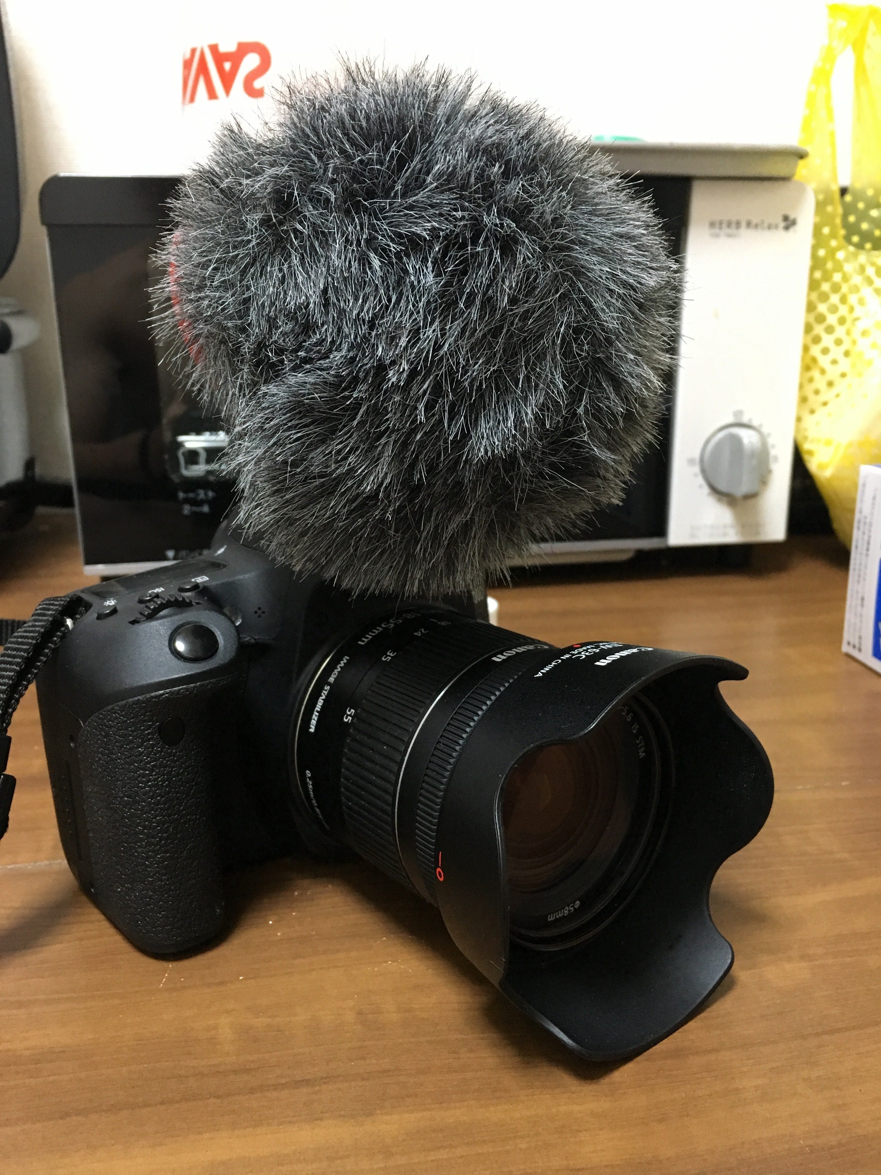 早い者勝ち！canon EOSR50 一眼レフデジタルカメラ EOS R50：レンズ交換式カメラ・レンズ｜個人｜キヤノン