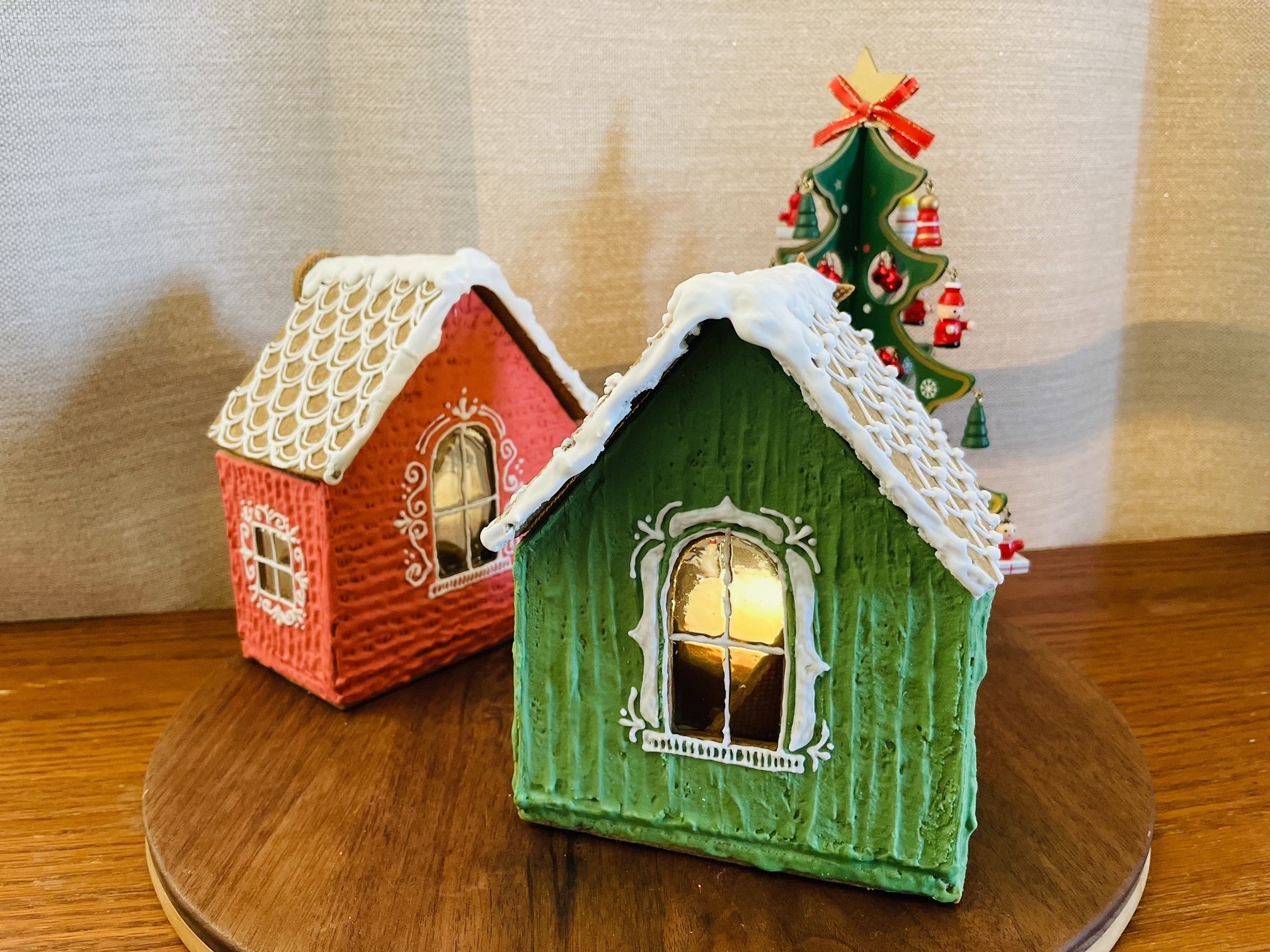 即日発送可　Marks&Spencer ジンジャーブレットハウス クリスマス 1735308720-