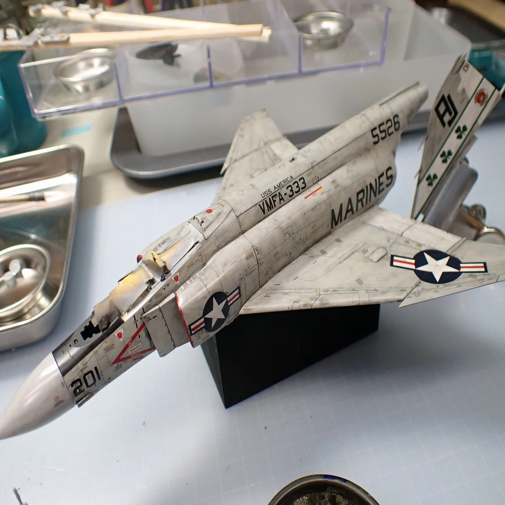 畜生ォ 持っていかれた…！！：飛行機プラモ 1/72 F-4J （完成1歩手前 