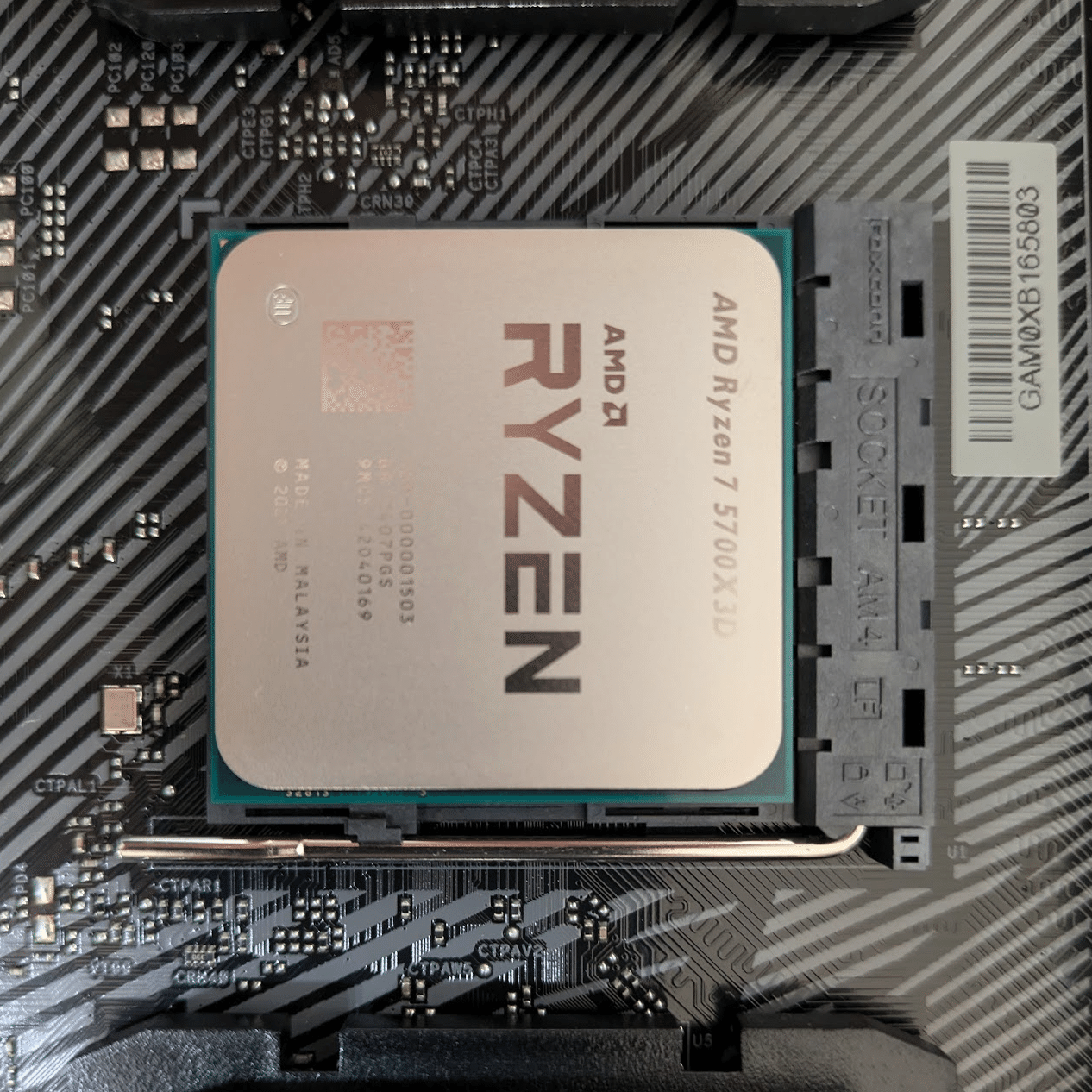 中途半端に安くPCを組み立てる｜ねりうに