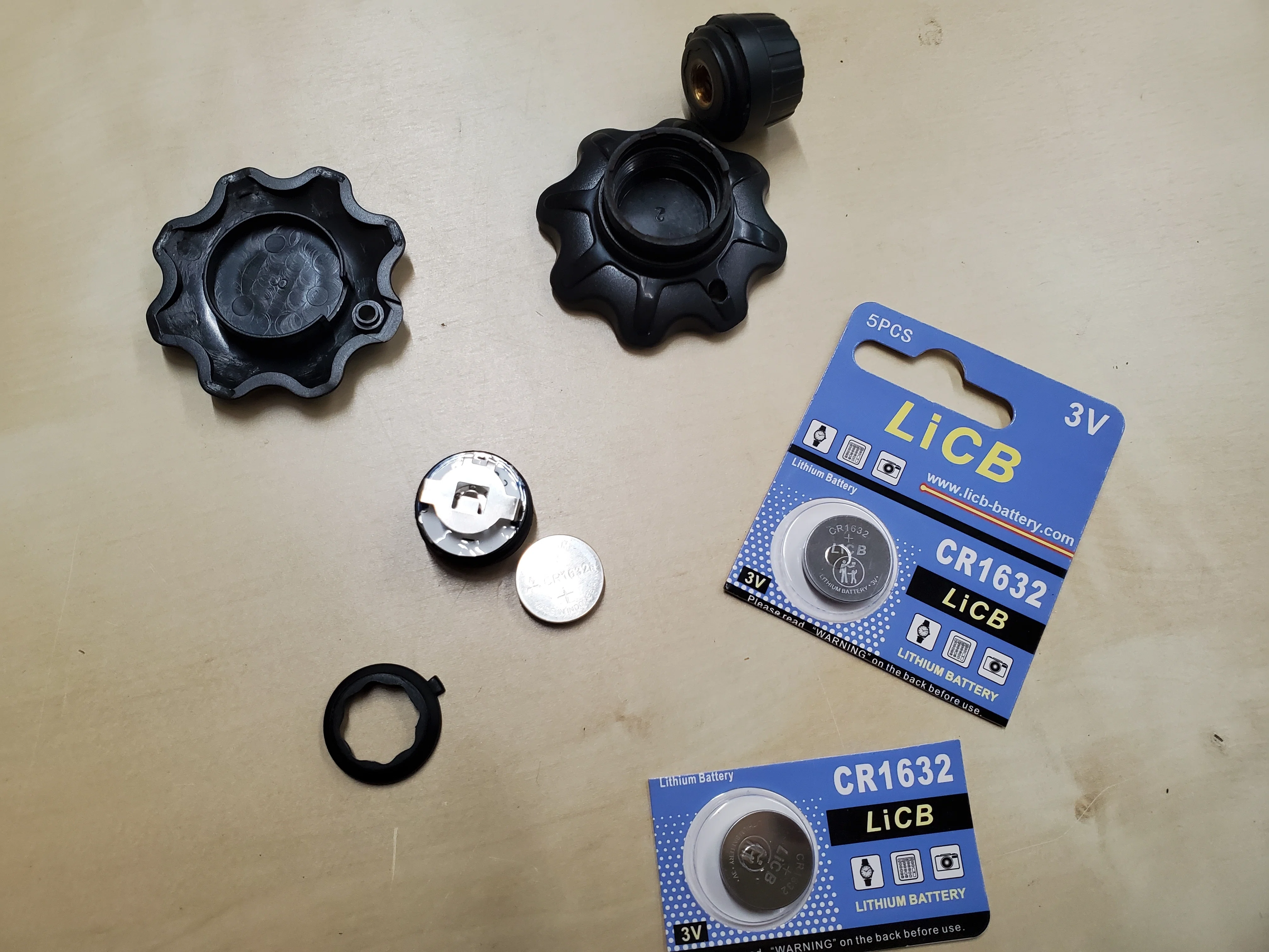 TPMS 空気圧センサー｜有)越谷電器