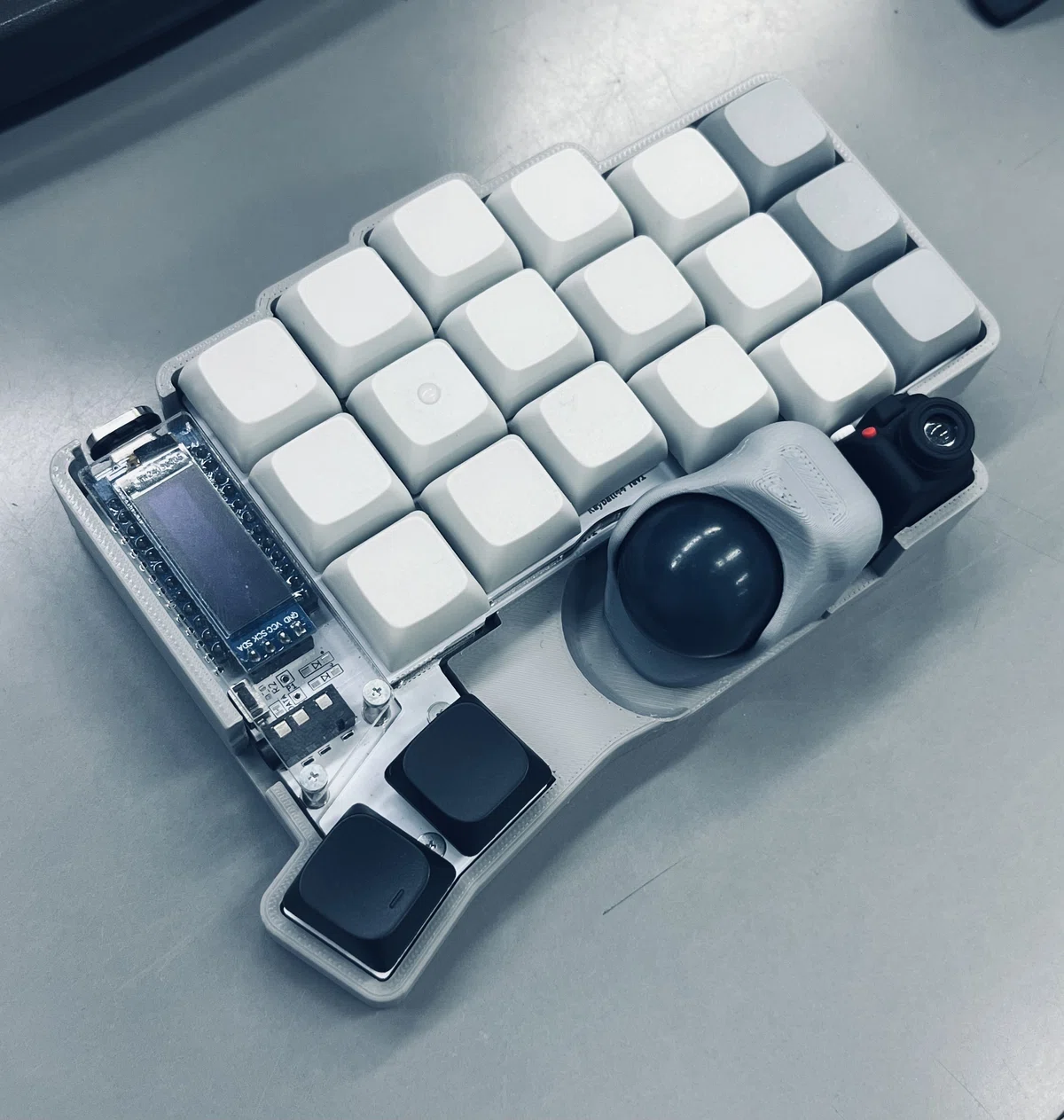Keyball44｜25mmトラックボールの使用感（POM・PTFE・ボナンザ 