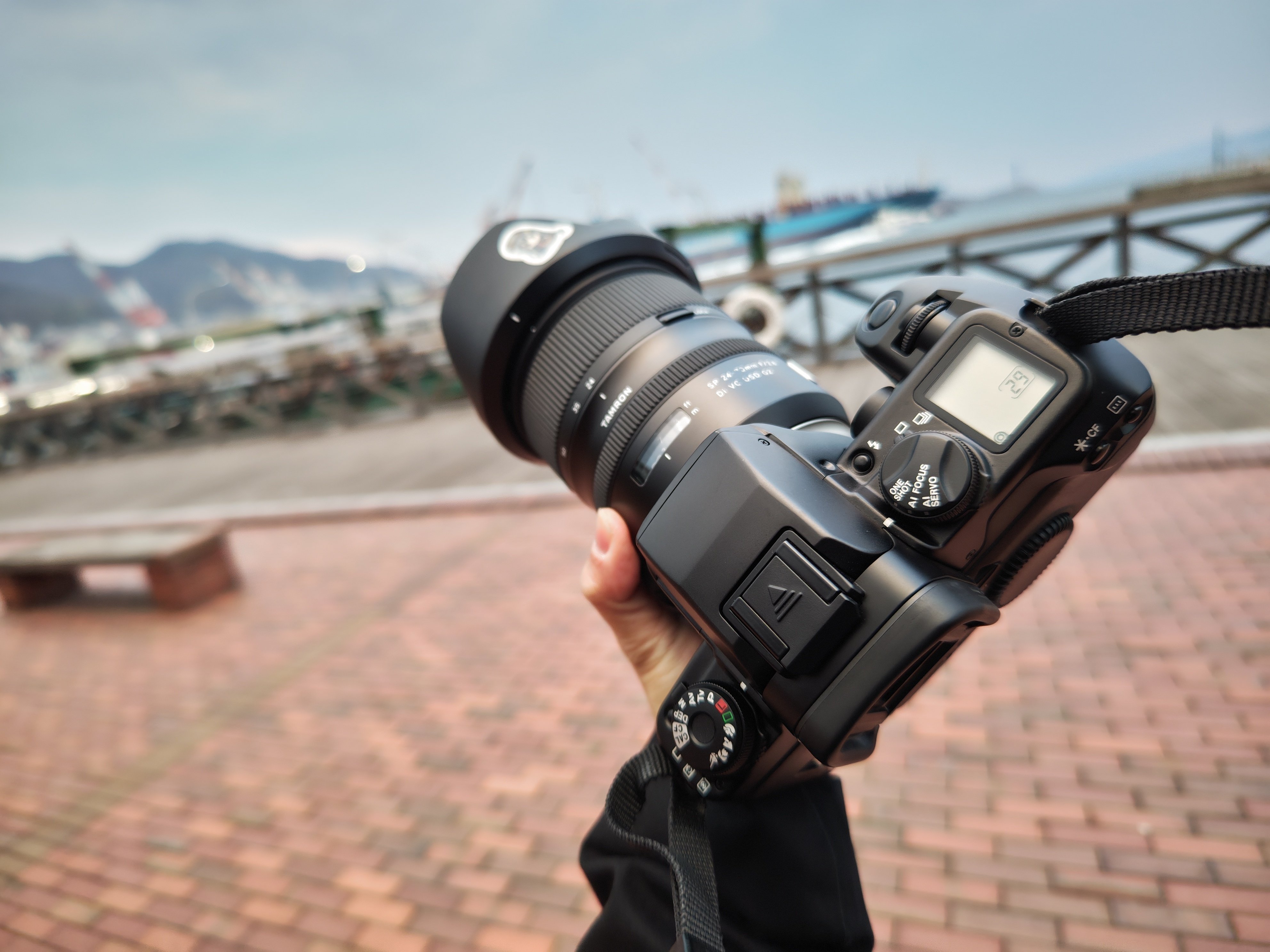 フィルムEOSとデジタルサードパーティレンズについて｜mayuri