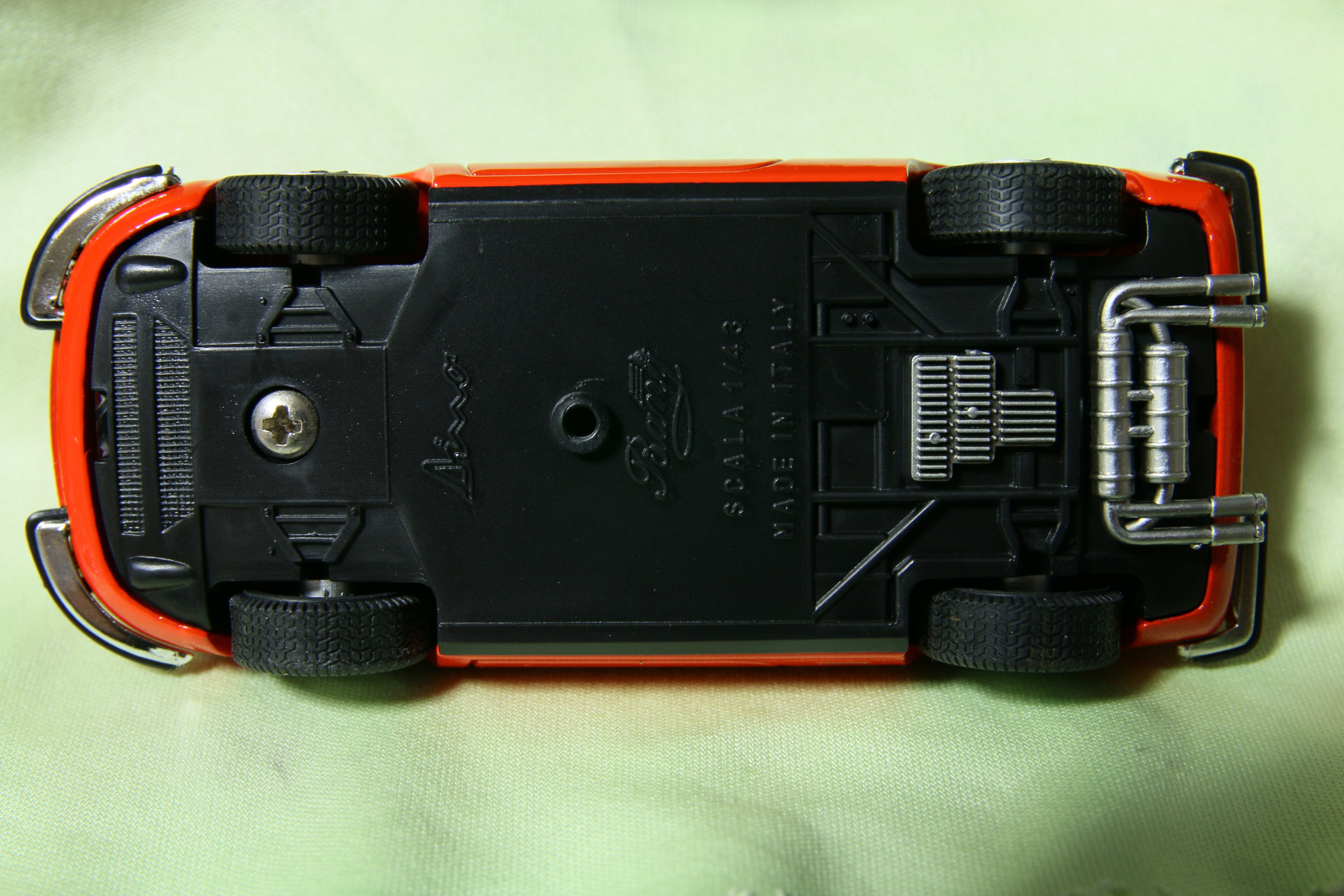 プロポーション抜群なモデル｜kamisa 🏁モータースポーツ好きの