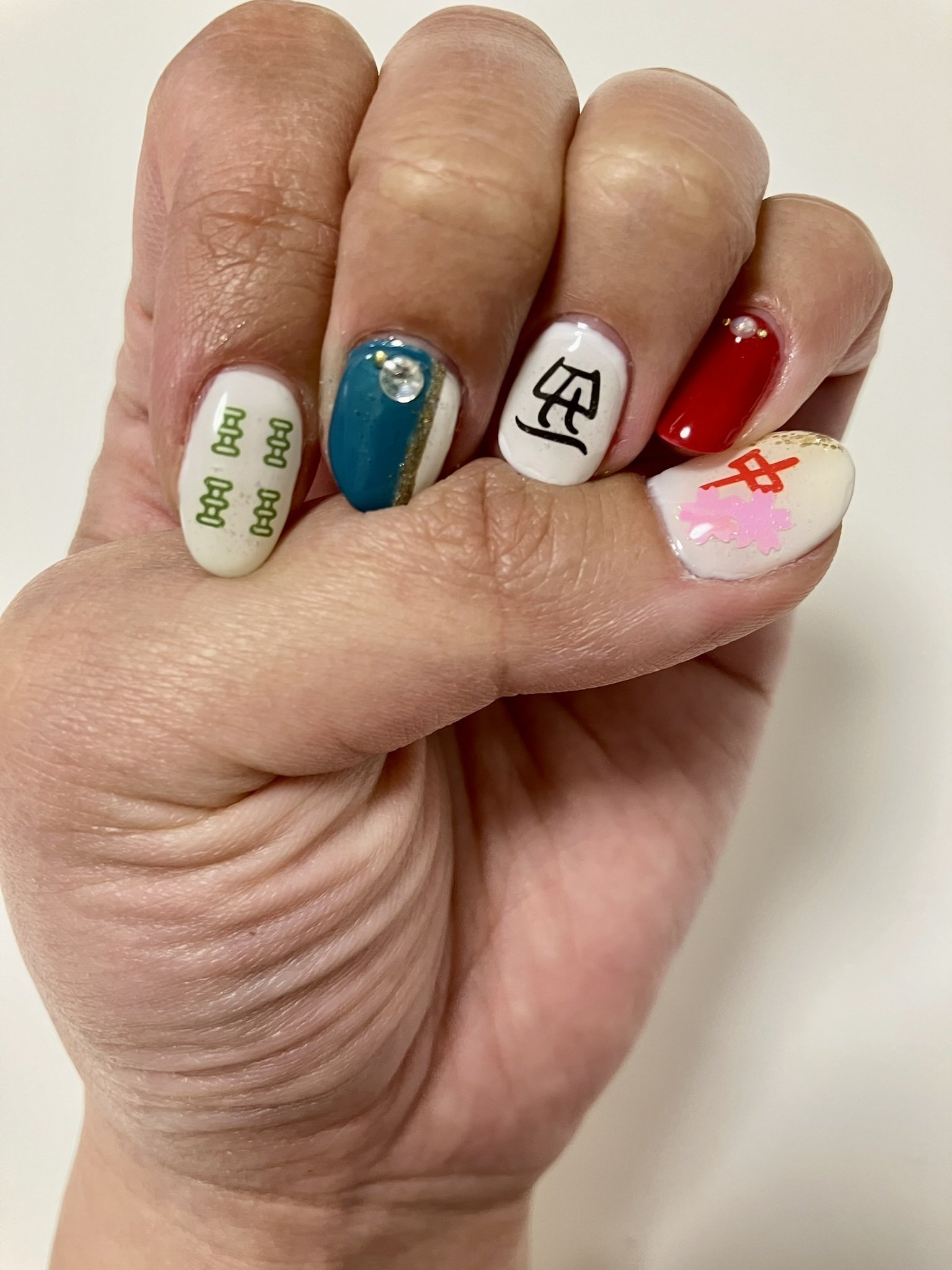 2024年セルフネイルまとめ💅｜あゆみ