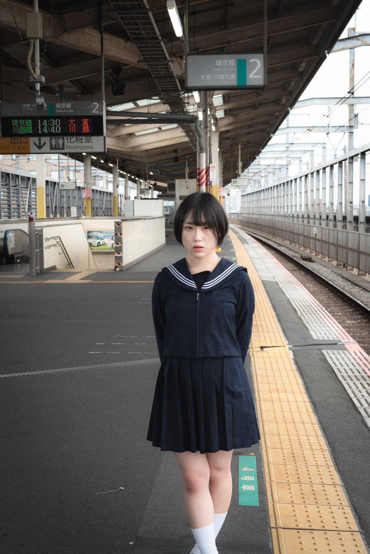 セーラー服街撮り画像 