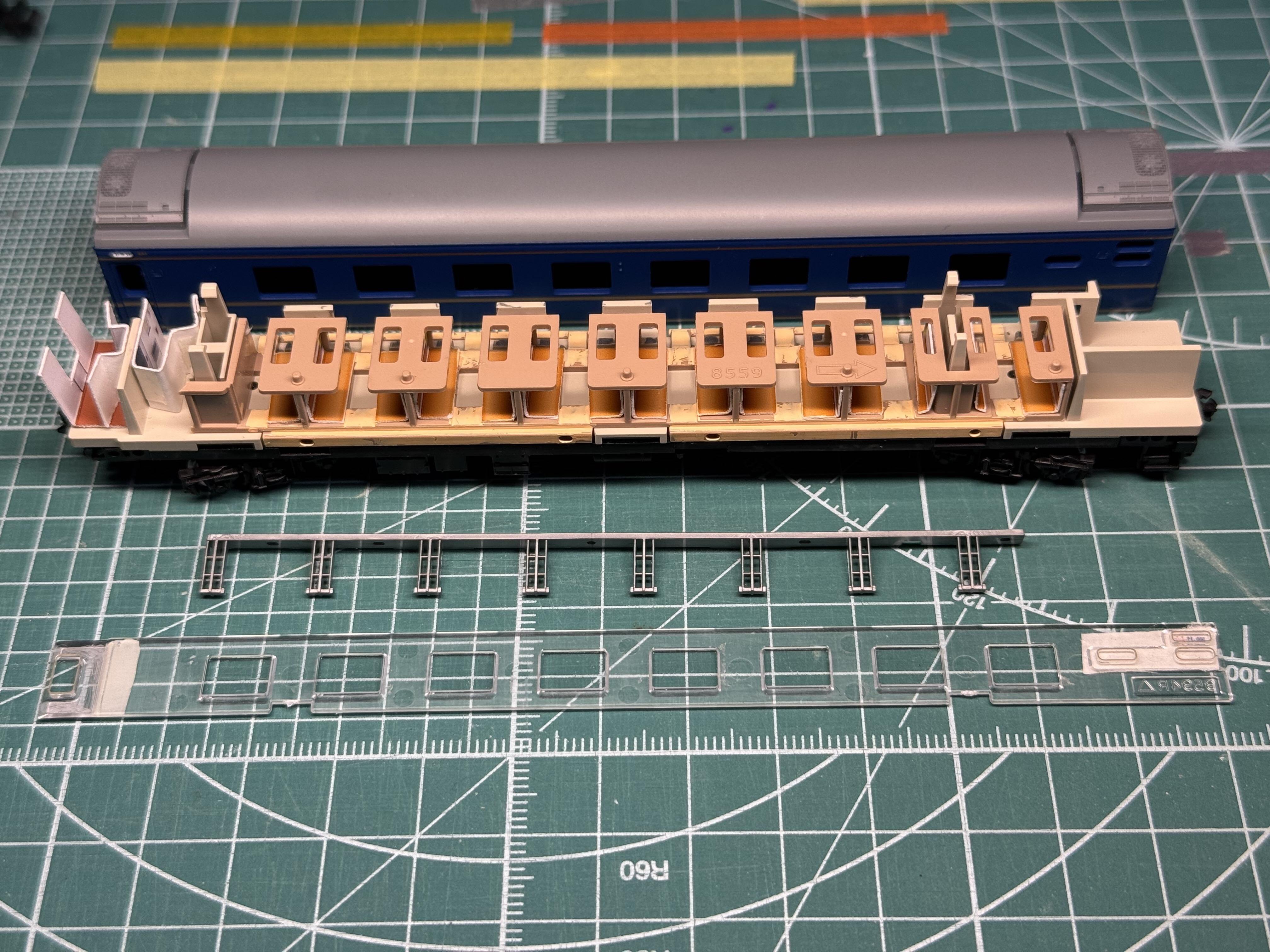 3013C 北斗星 開放B寝台「オハネ24-500」カーテンパーツ取付説明