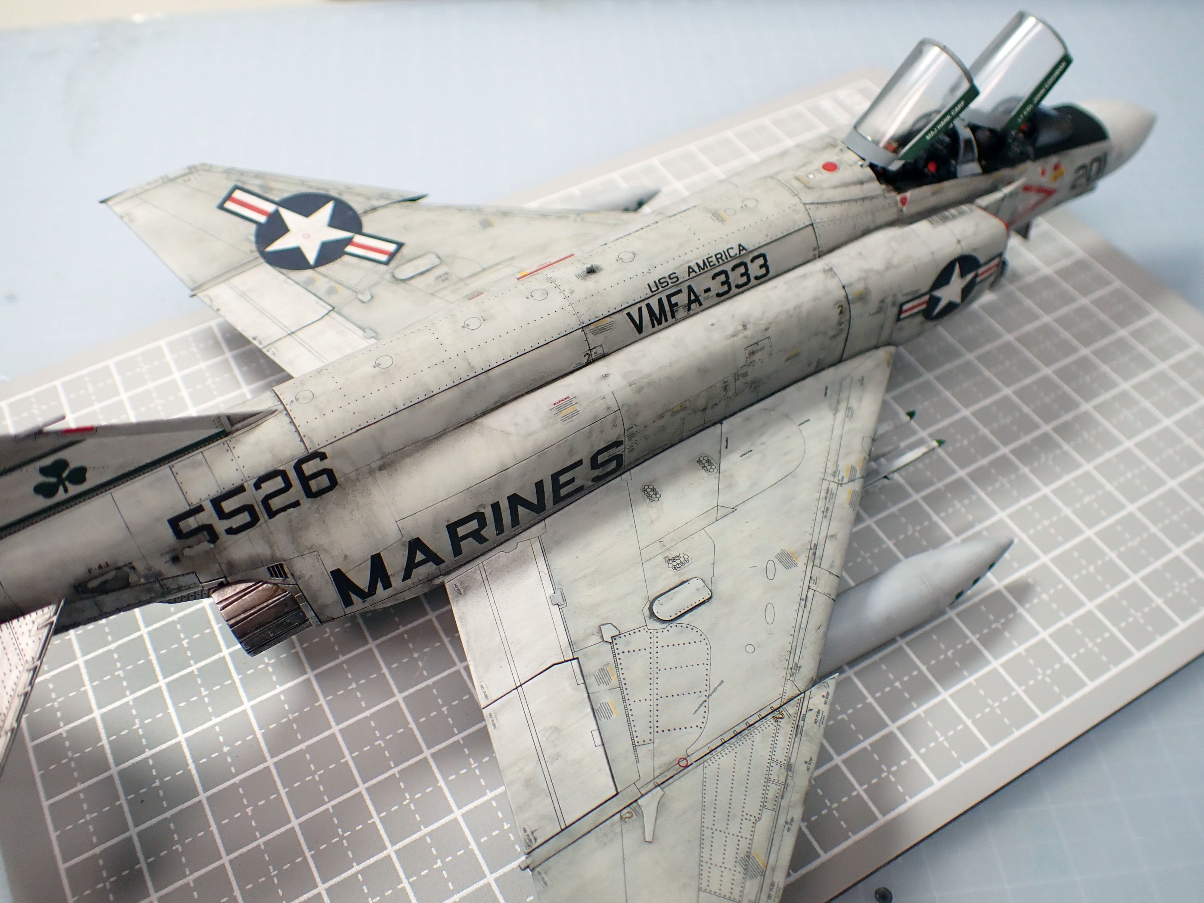 完成！ 嬉しい！！：飛行機プラモ 1/72 F-4J （完成報告編）｜積みプラ
