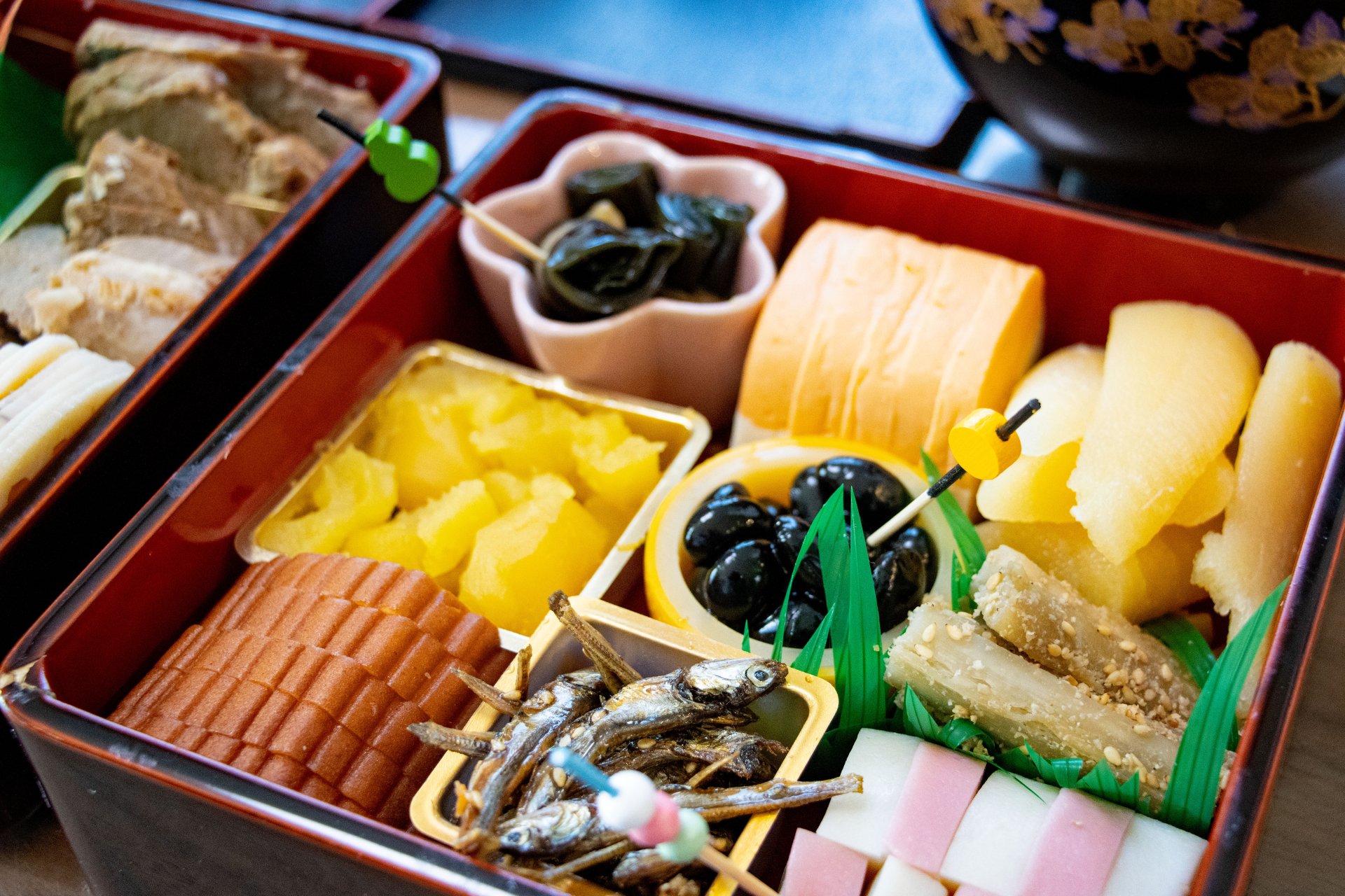 重箱 三段重 折り鶴 平和の象徴 おせち 和洋折衷三段重「上高砂」 【お