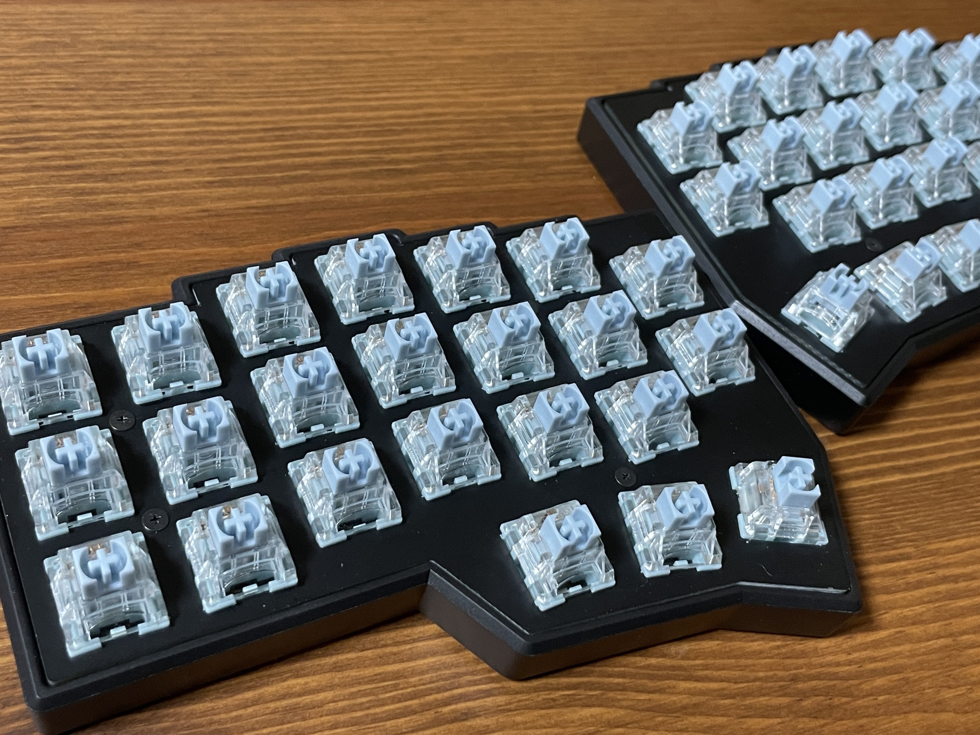 分割キーボード Corne V4 Cherry を作ってみた|keigo 分割キーボード Corne V4 Cherry を作ってみた|keigo