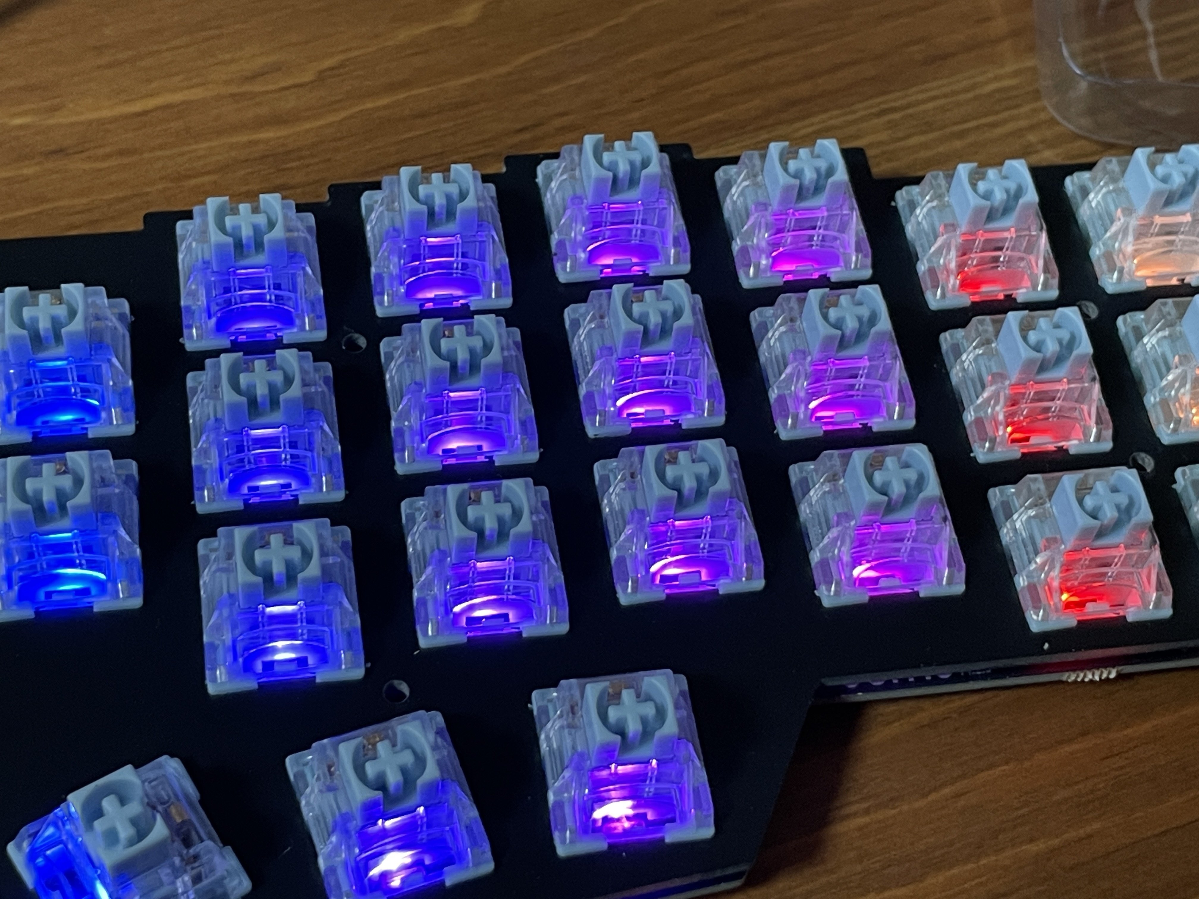 分割キーボード Corne V4 Cherry を作ってみた|keigo 分割キーボード Corne V4 Cherry を作ってみた|keigo