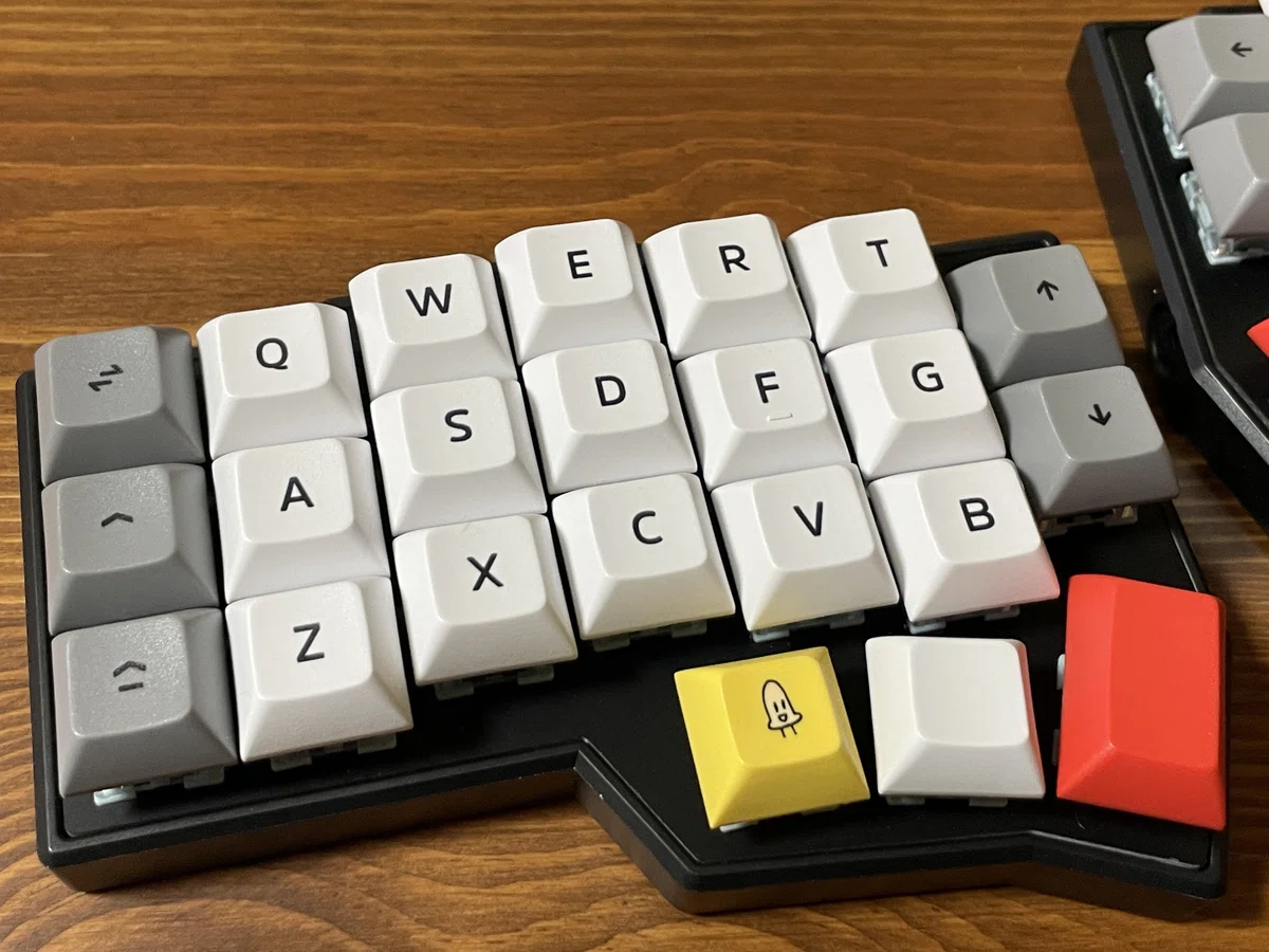 美品 Corne v4 #自作キーボード #分割キーボード（分割キーボード 