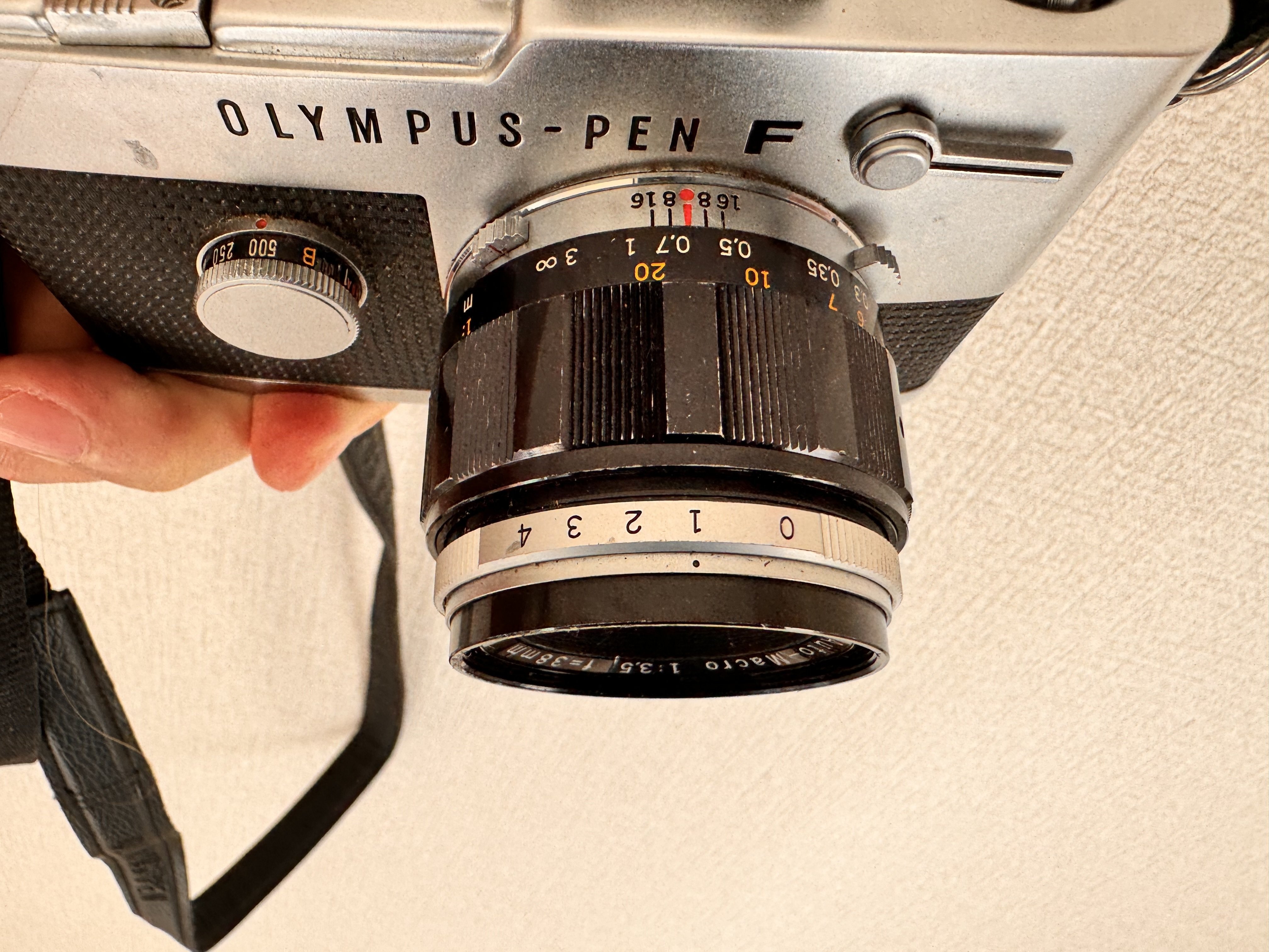 OLYMPUS-PEN FT 父が買ったフィルムカメラ。我が家にカメラが