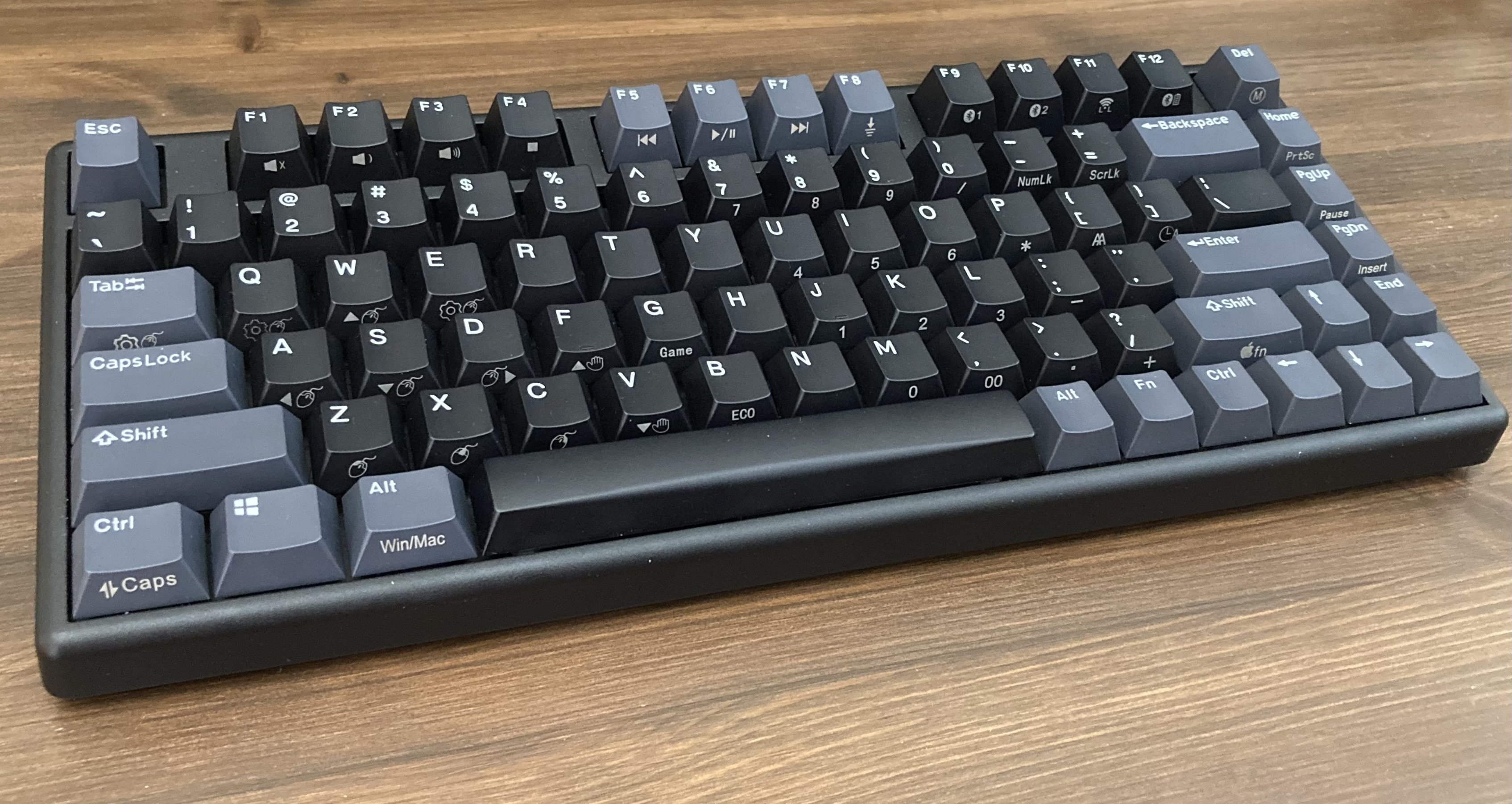 NiZ Micro82 Black 静電容量無接点方式で特異な高性能モデル NiZ Micro82 Black 静電容量無接点方式で特異な高性能モデル