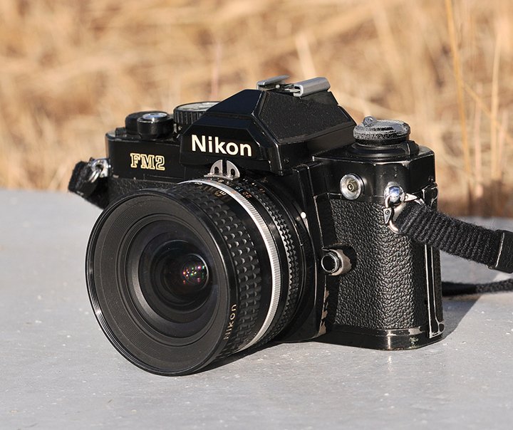 ニコンNew FM2 シンプルかつ使い勝手のいいフィルムカメラ|渡邊博士 ニコンNew FM2 シンプルかつ使い勝手のいいフィルムカメラ|渡邊博士