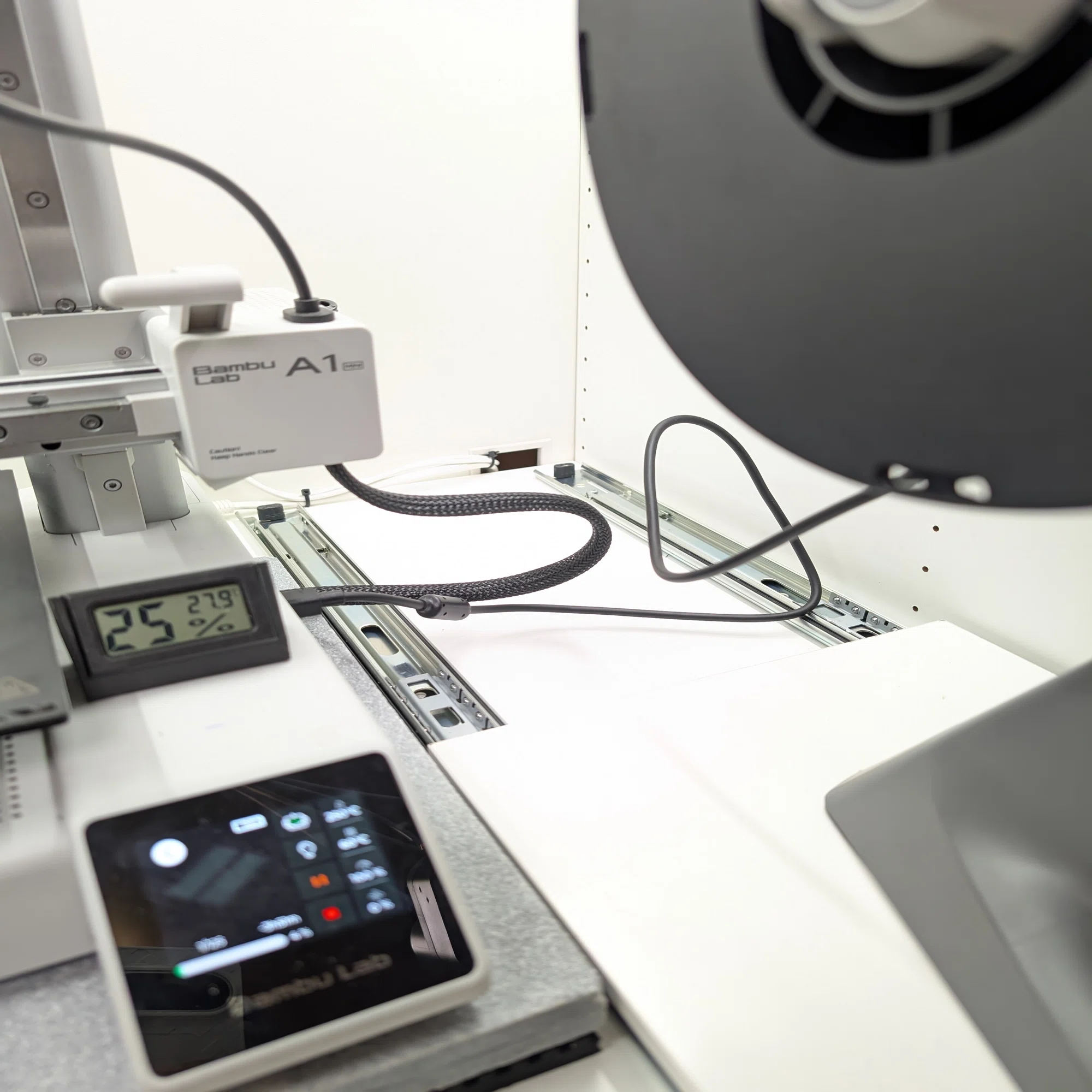 IKEAの棚で3DプリンタBambuLab A1 Miniのエンクロージャーを作る｜fixsenia