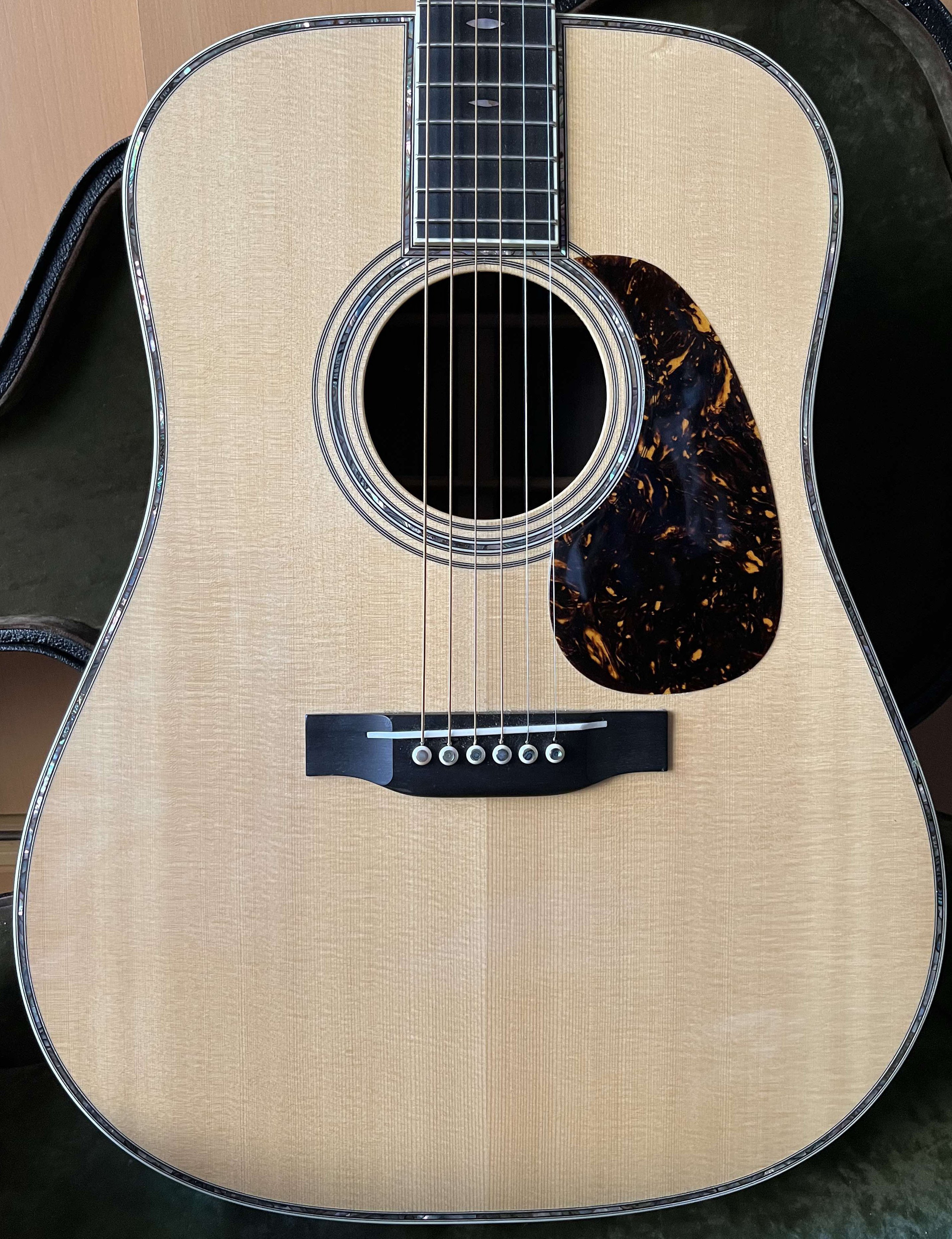 自分の視点を持つことが大切」「フリマサイトで高額ギターを買ってみた