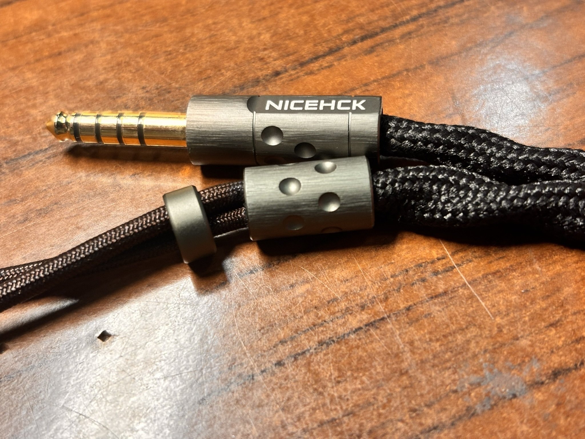 NICEHCK S77(7.7nOCC+通常の4倍量銀メッキの福袋ケーブル)【PRレビュー
