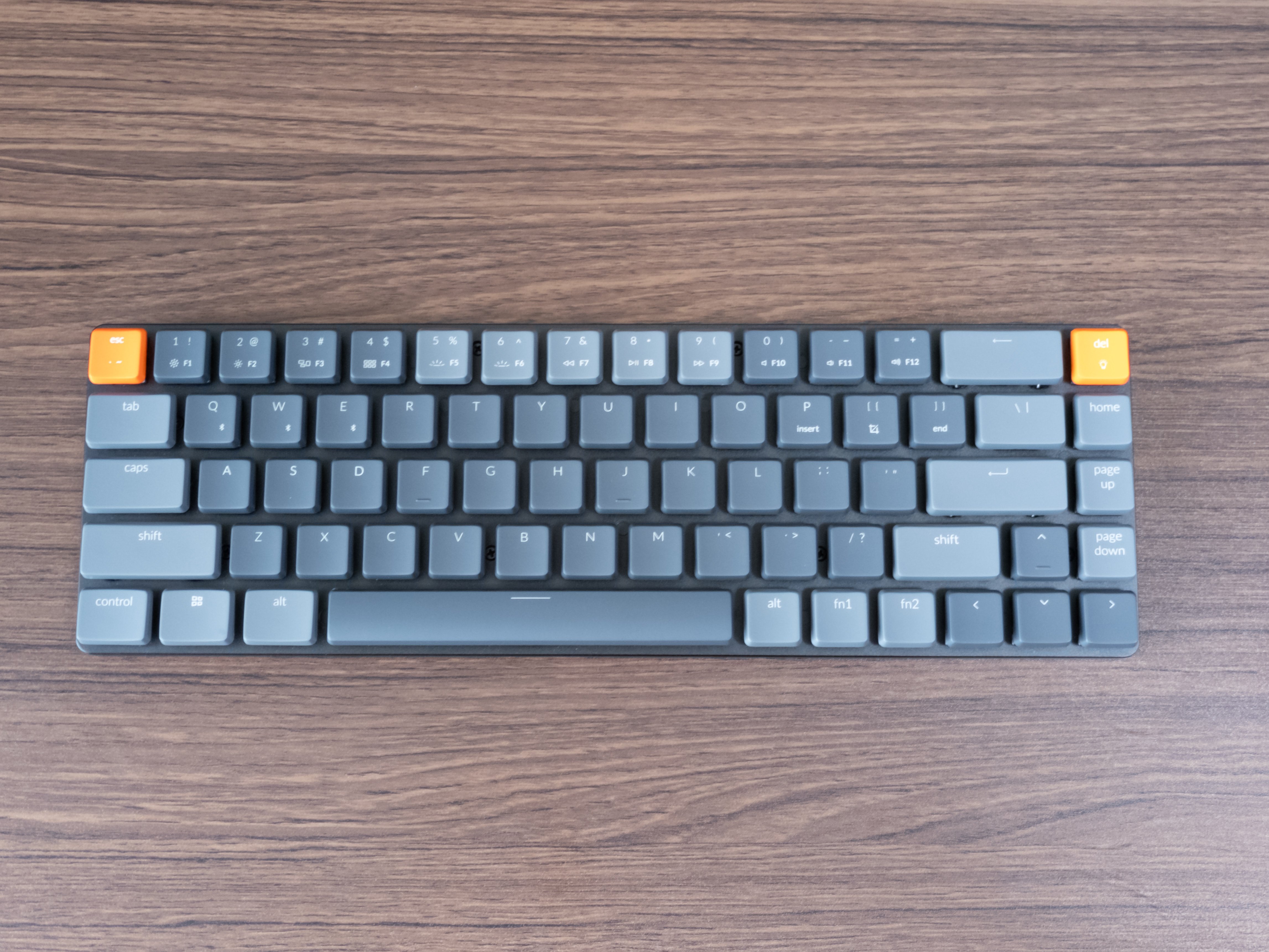 ガジェットレビュー】このキーボード、世界最薄級。 │ Keychron
