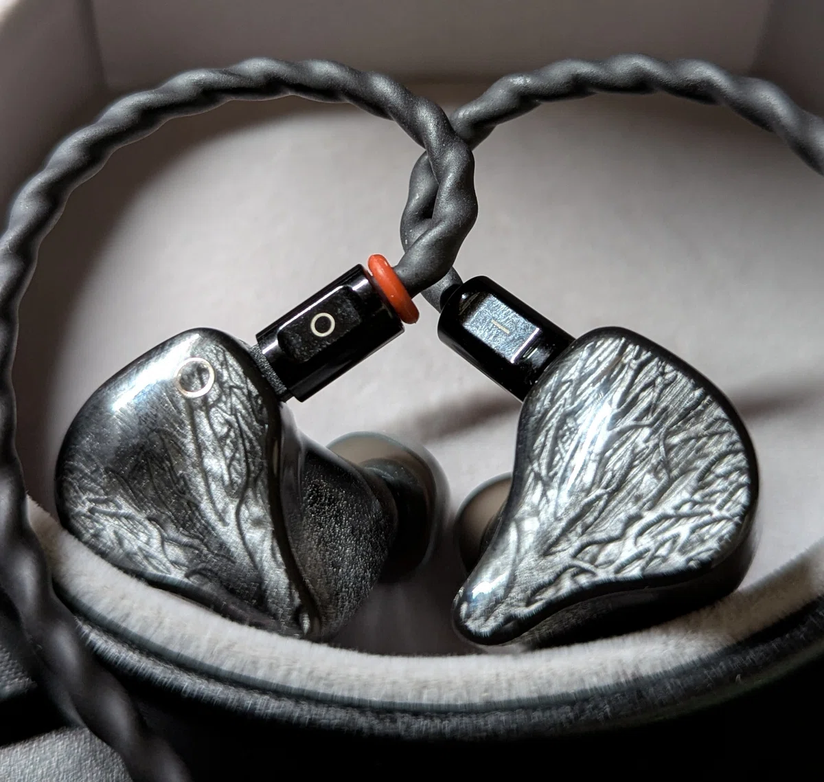 IOAUDIO SOGNO 2DD+6BA イヤホン（IOAudio SOGNO｜1192bakuhu_audio）