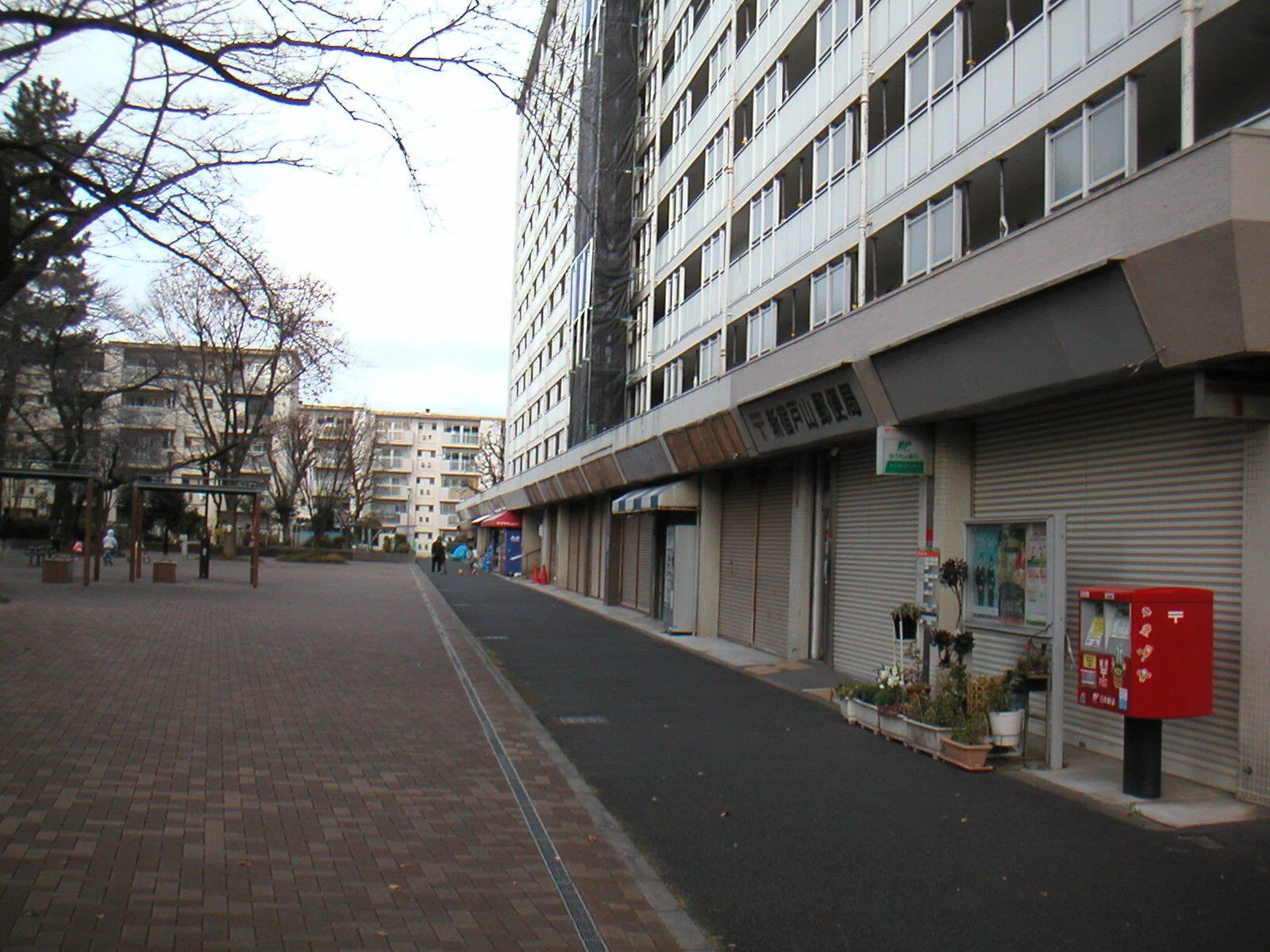 町田町蔵『壊色』リトル・モア　１９９３年 15 都心の限界集落！ここって、本当に新宿？（東新宿／東京）｜写真と