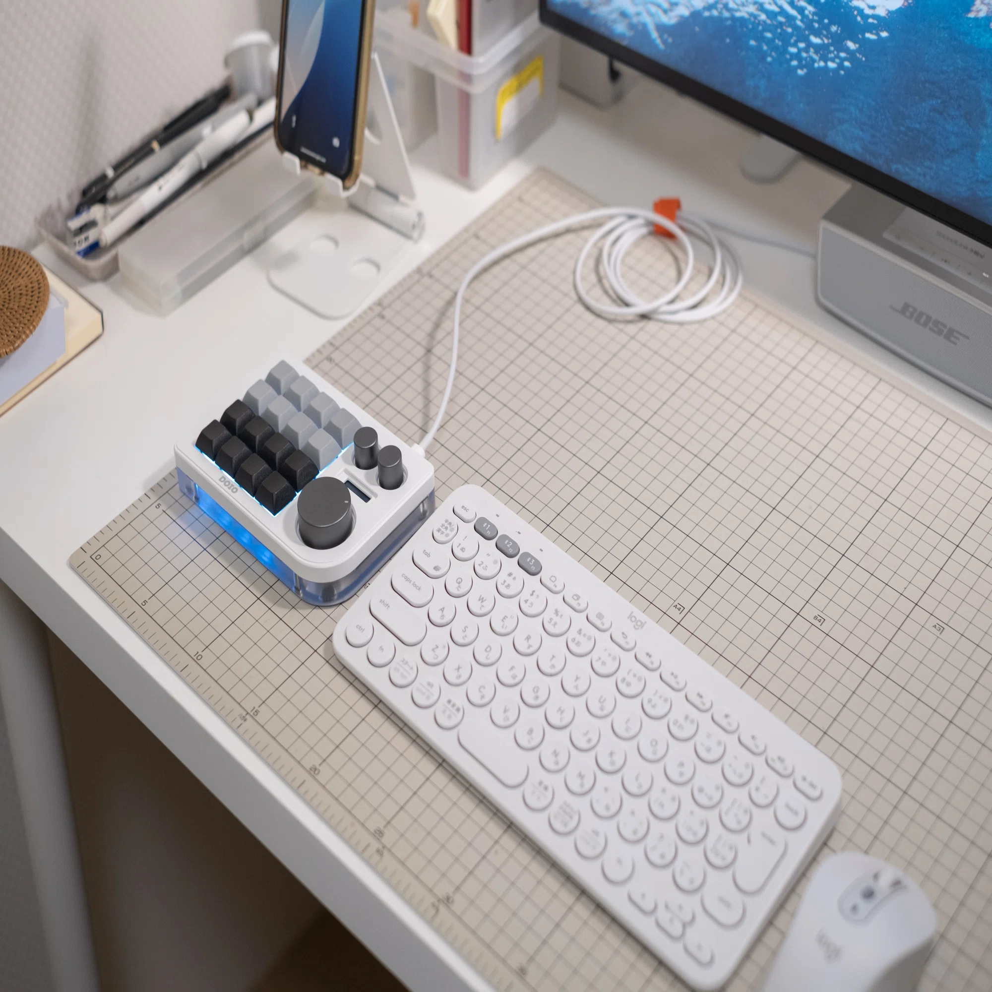 16キー 3ノブ搭載 3モード対応 有線 Bluetooth 2 4GHz プログラマブルマクロキーパッド
