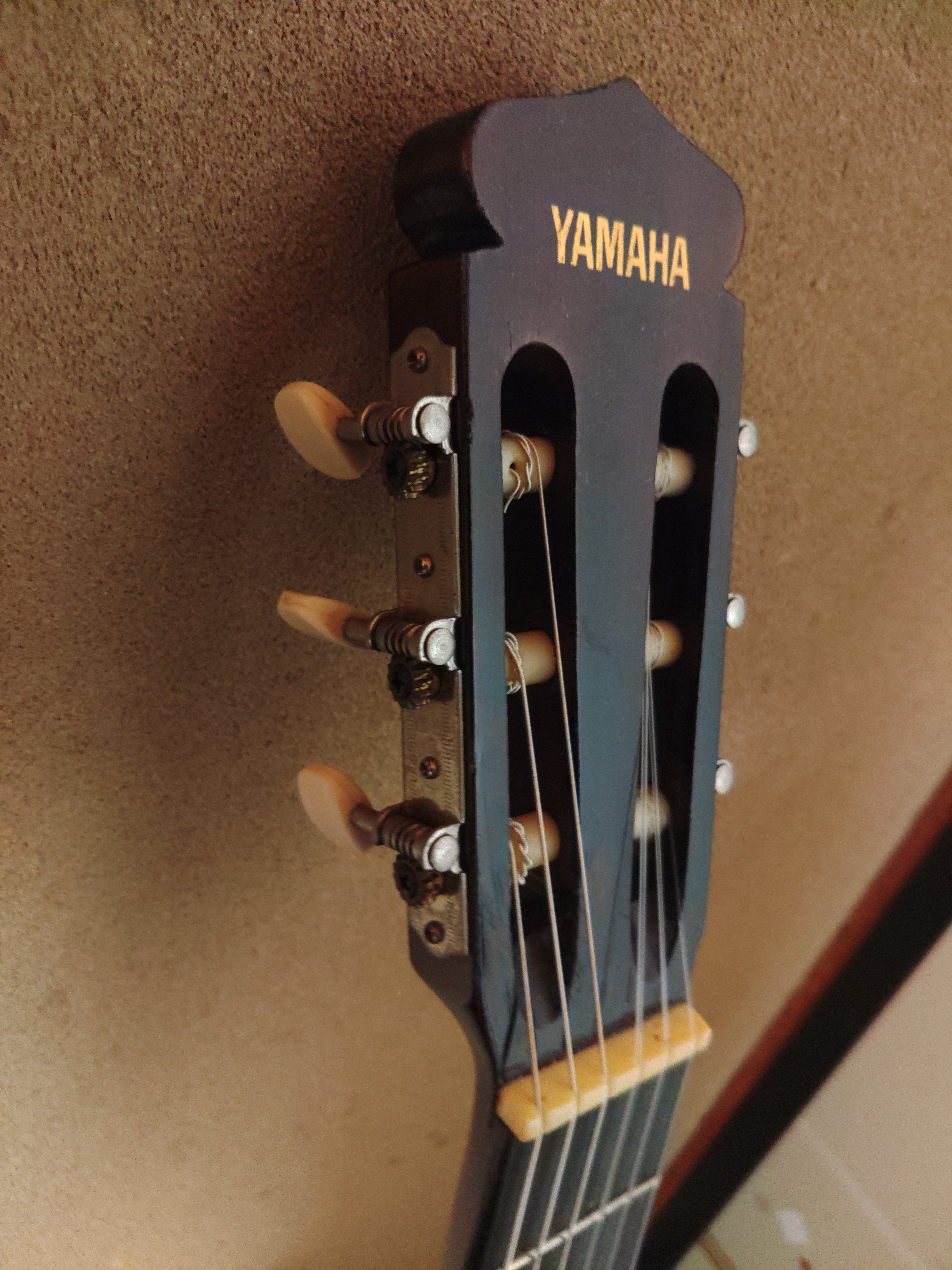 私の使用しているガットギター(YAMAHA NO.G-60)について簡易紹介 私の使用しているガットギター(YAMAHA NO.G-60)について簡易紹介