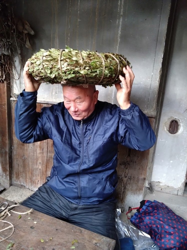 二名良日 Yoshihi Futanaさんのリース｜ヤギ工房88