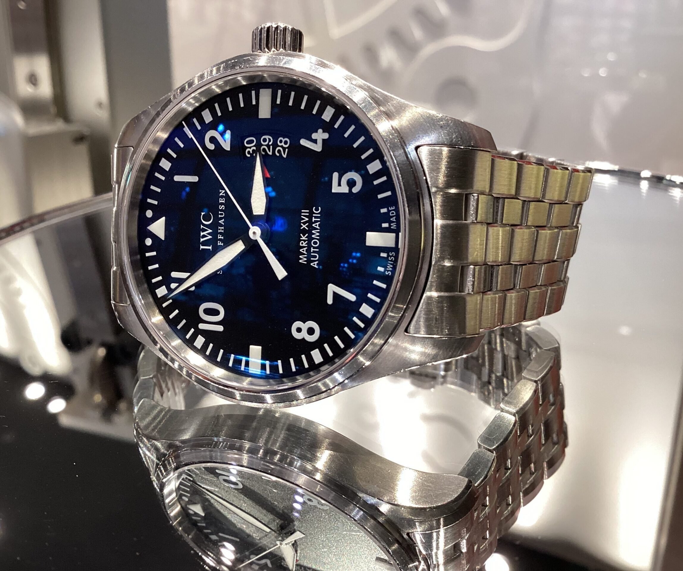 パリコレクション IWCの時計修理を東京のどこで依頼する？後悔しないための 時計