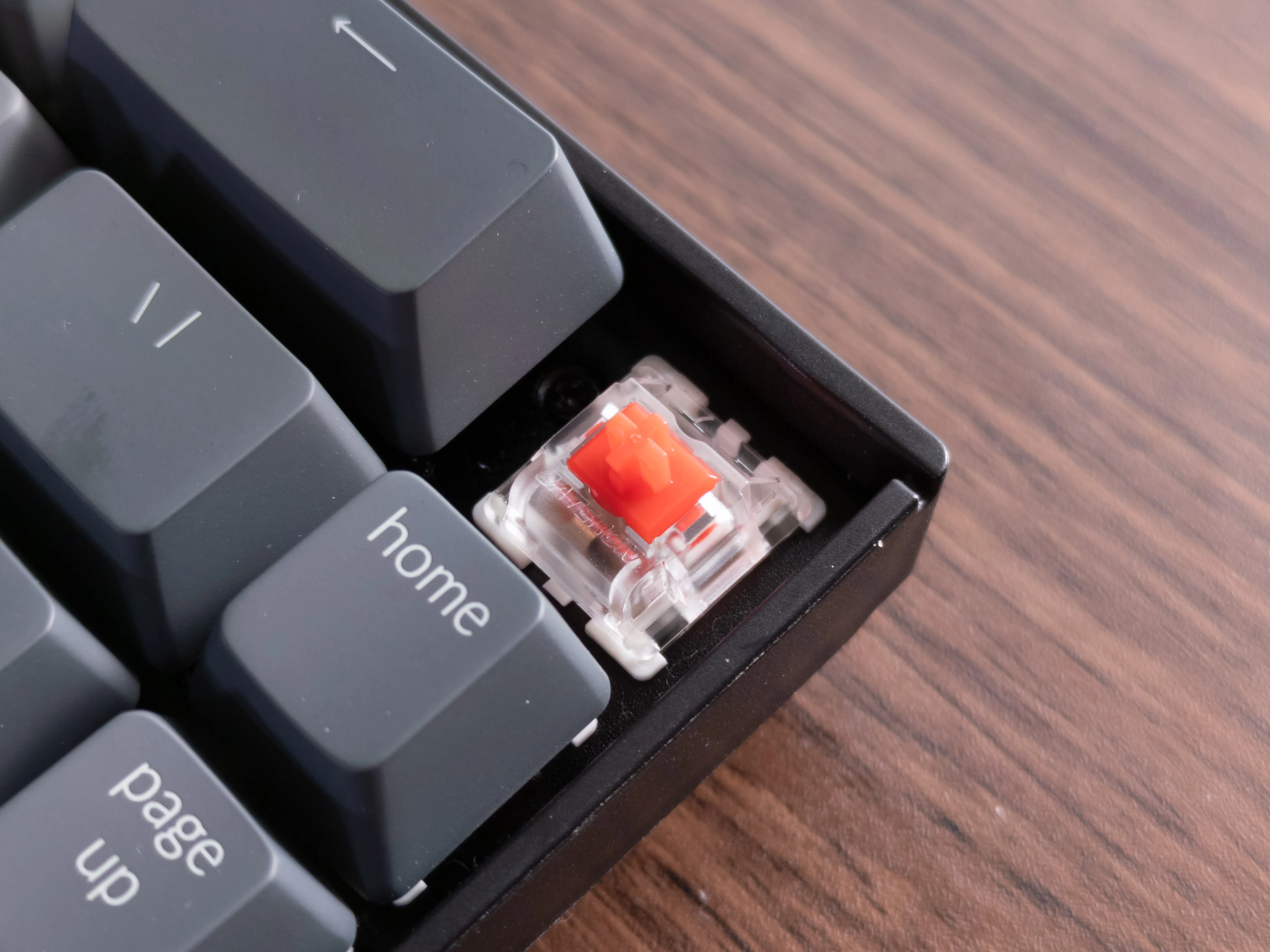 ガジェットレビュー】メカニカルの定番。 │ Keychron K6｜EmuLog