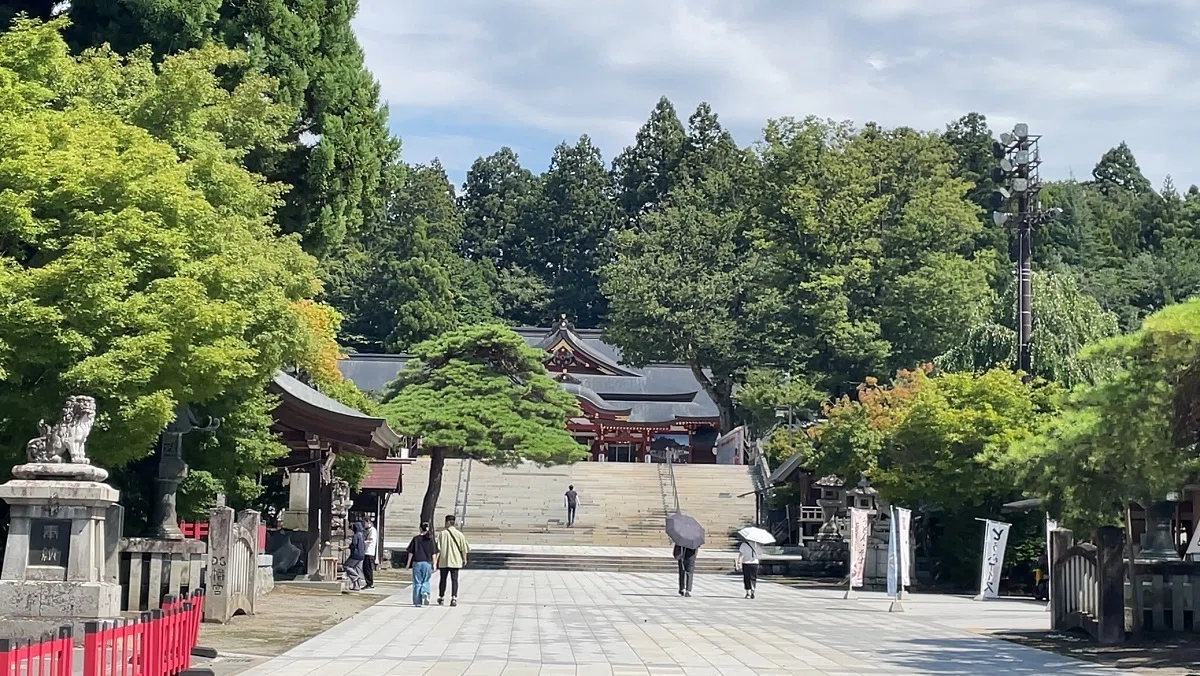 盛岡市街地観光(盛岡八幡宮)