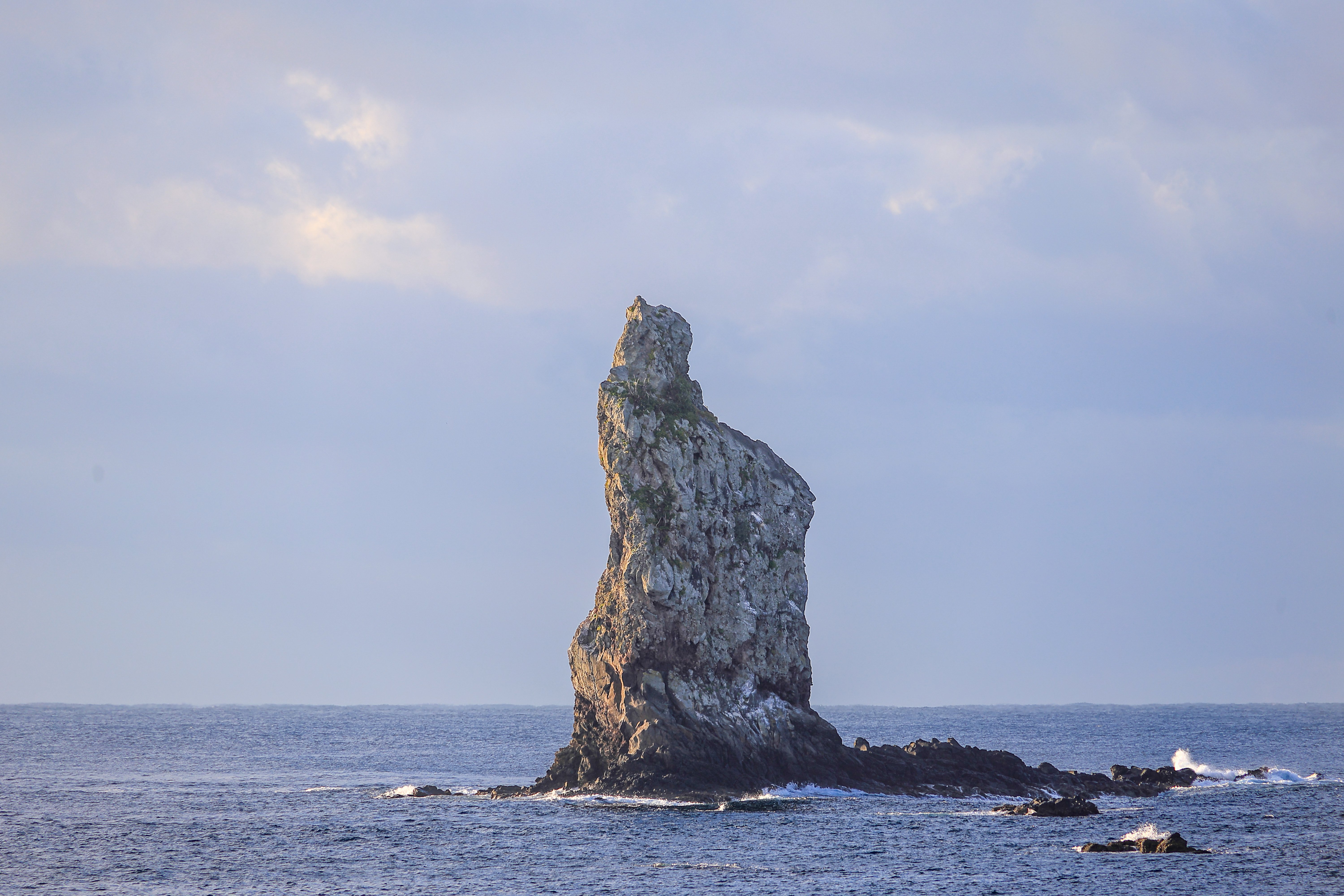 奇岩を求めて〜立神岩〜｜Toru Shiratori