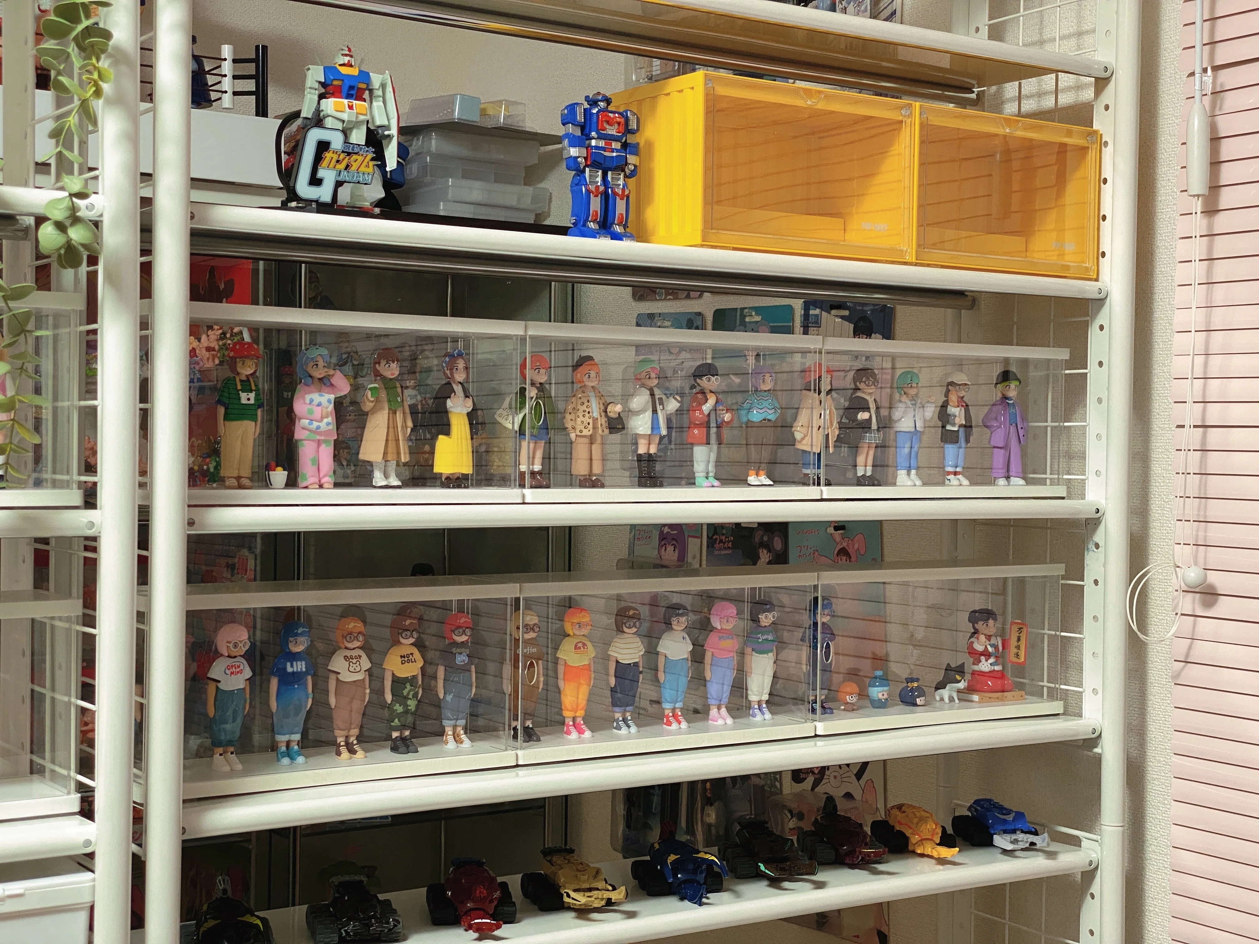 大掃除再開そしてフィギュア棚を追加｜あらごん
