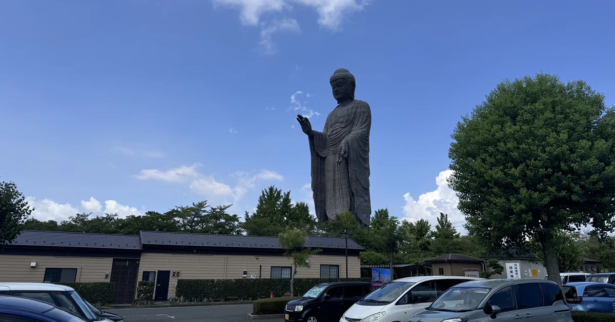 青銅製 立像仏 約30cm 古代？ 青銅製 立像仏 約30cm 古代？ 青銅製
