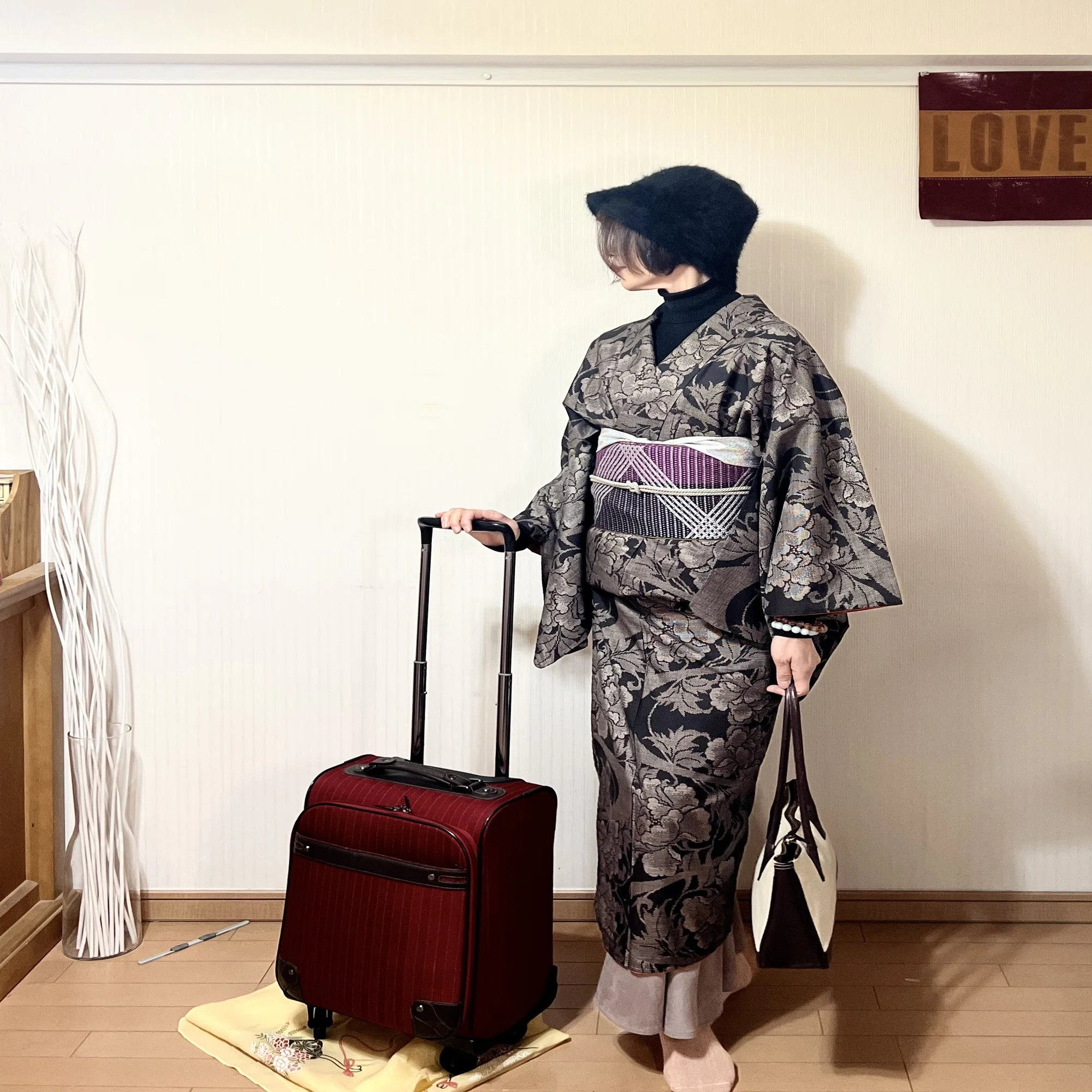 新・着物生活】着物で飛行機ってどうなの？？｜かほ＠《身体と着物》を 