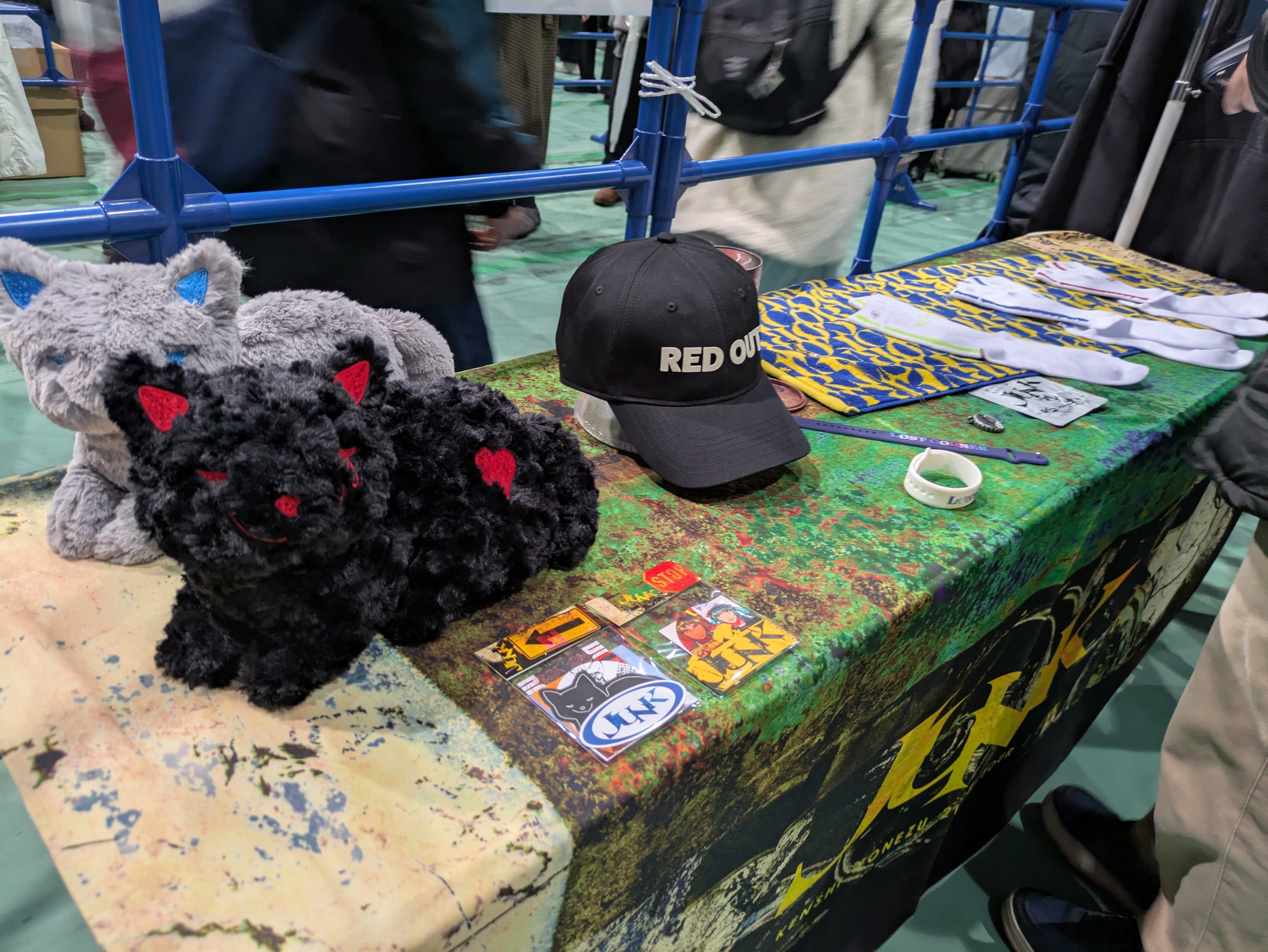 米津玄師 かわゆい リイシューねこちゃん BLACK AND RED ぬいぐるみ 米津玄師 かわゆい リイシューねこちゃん BLACK AND RED ぬいぐるみ