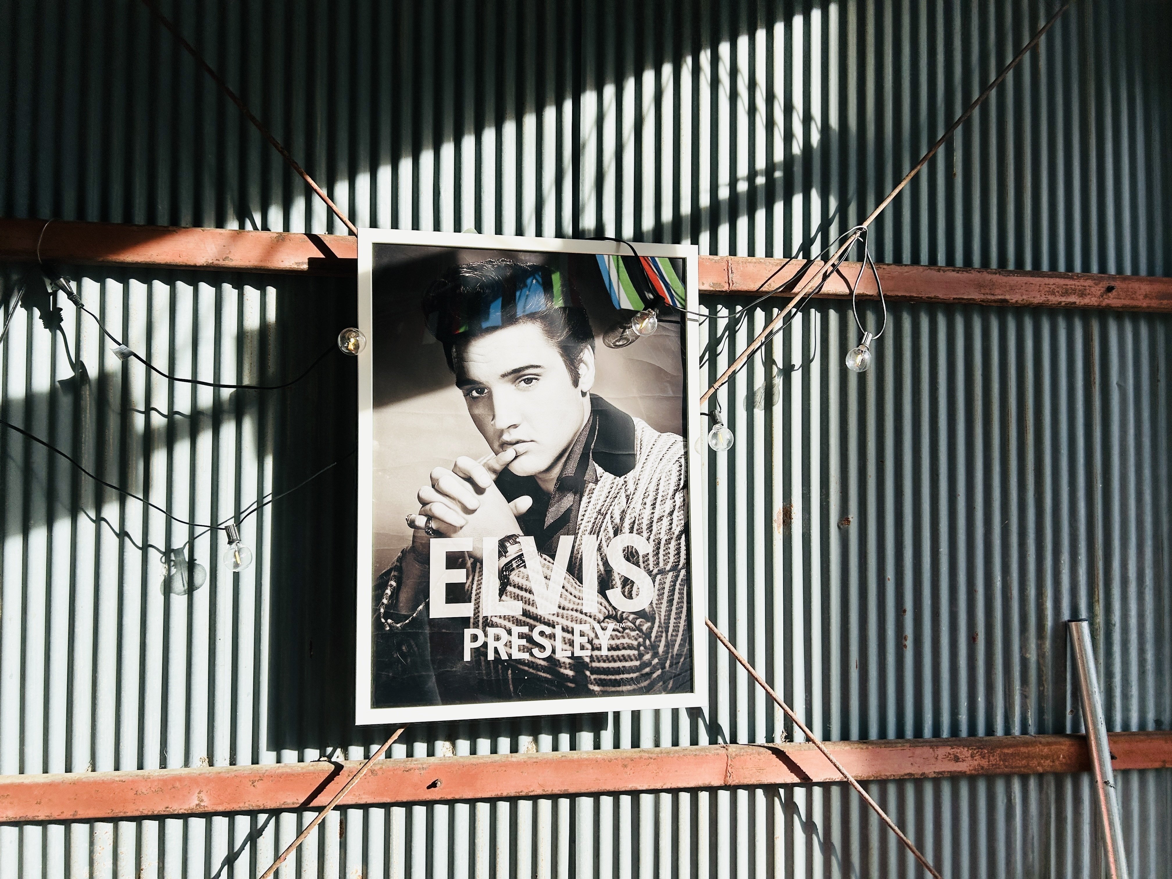 1月8日 は、 エルヴィス・プレスリー の90回目の誕生日でした