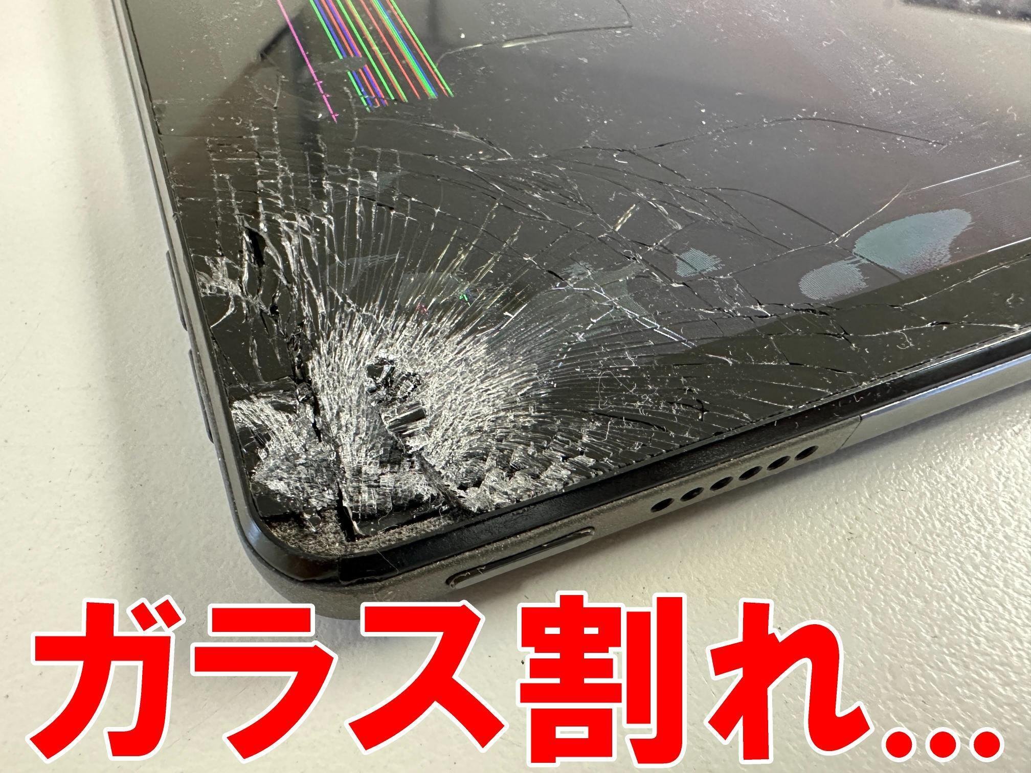 LenovoTab M10 Plus(3rd Gen)の画面交換で表示異常がガラス割れが改善