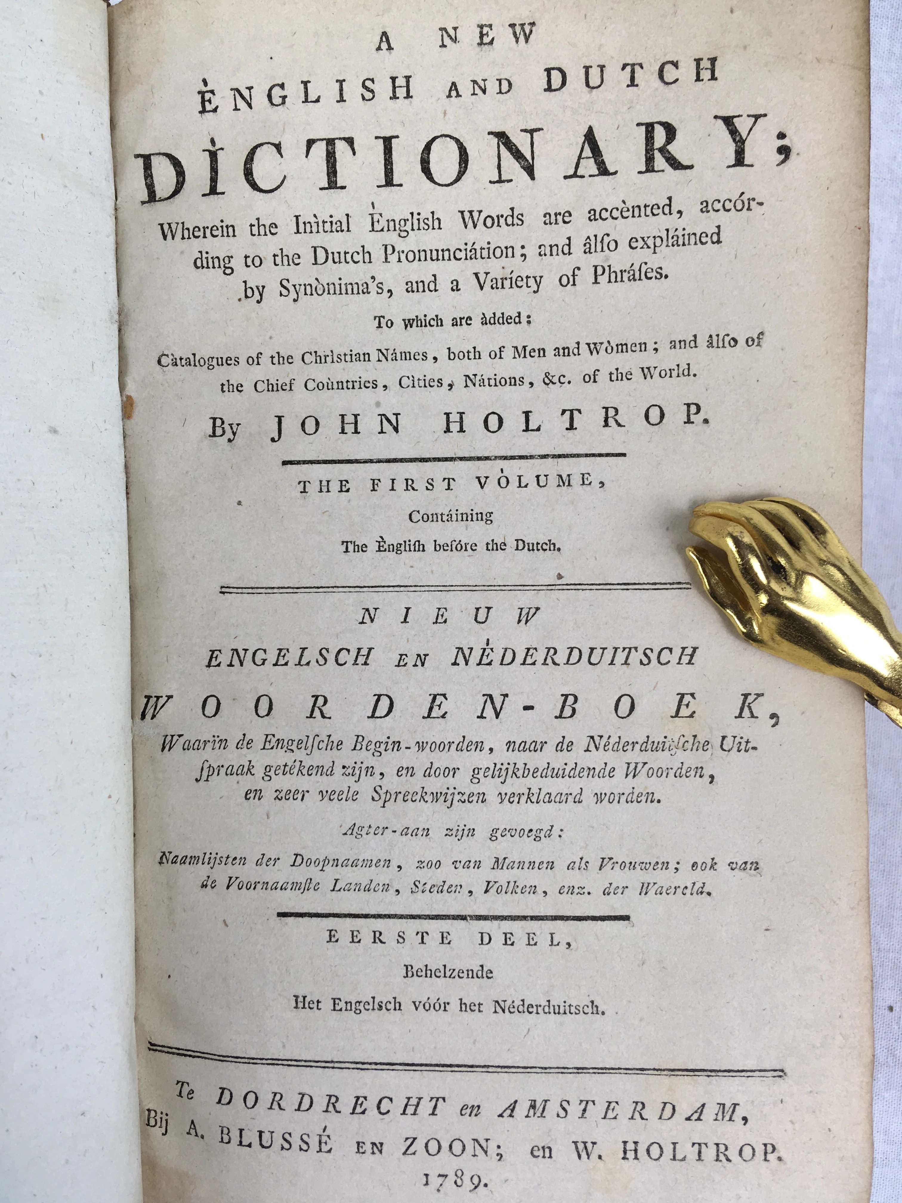 福澤諭吉が英語独学の際に利用した英蘭・蘭英辞書の初版本｜極東書店