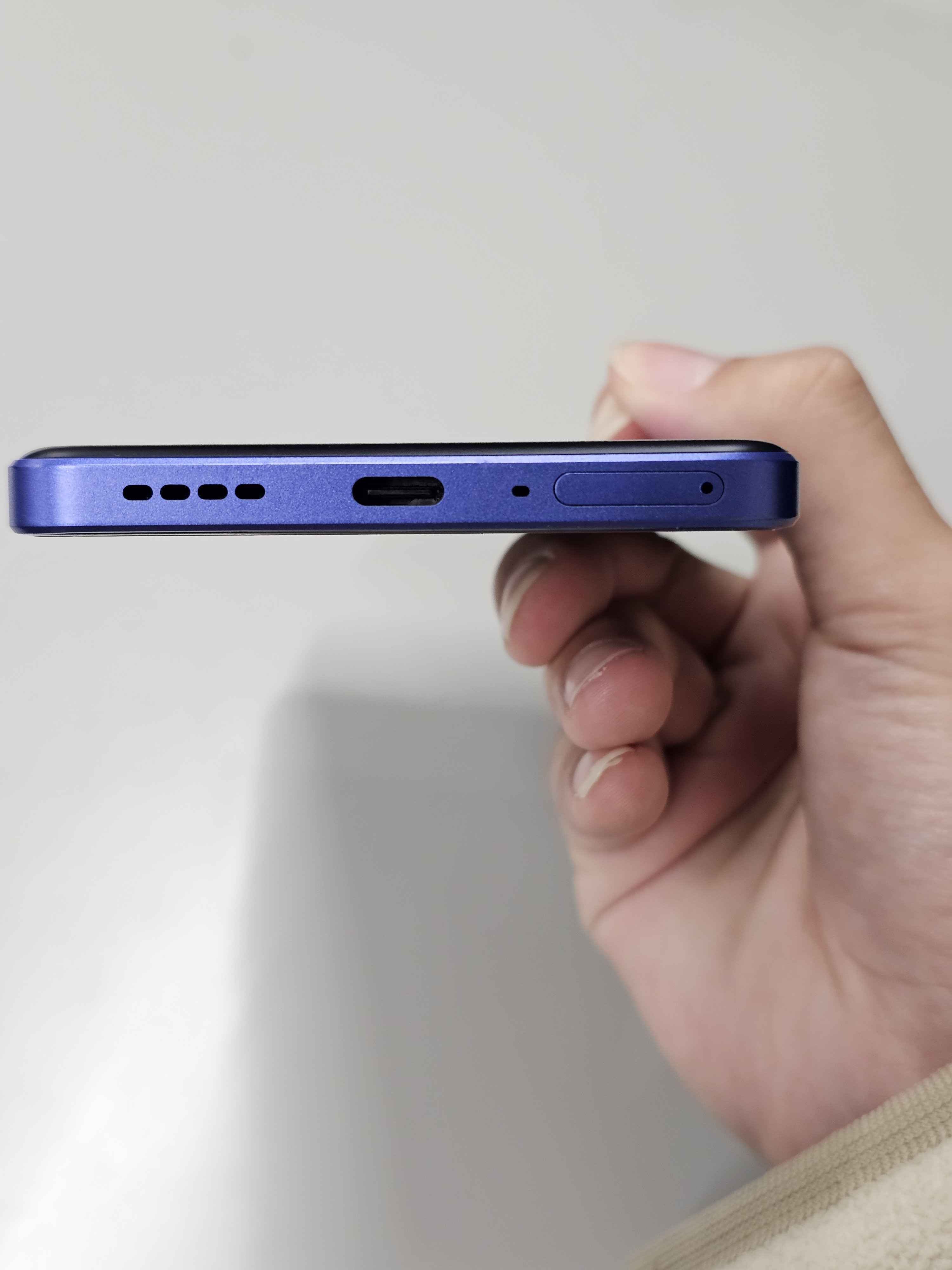 Realme neo7レビュー：コスパが良すぎるパフォーマンス重視の