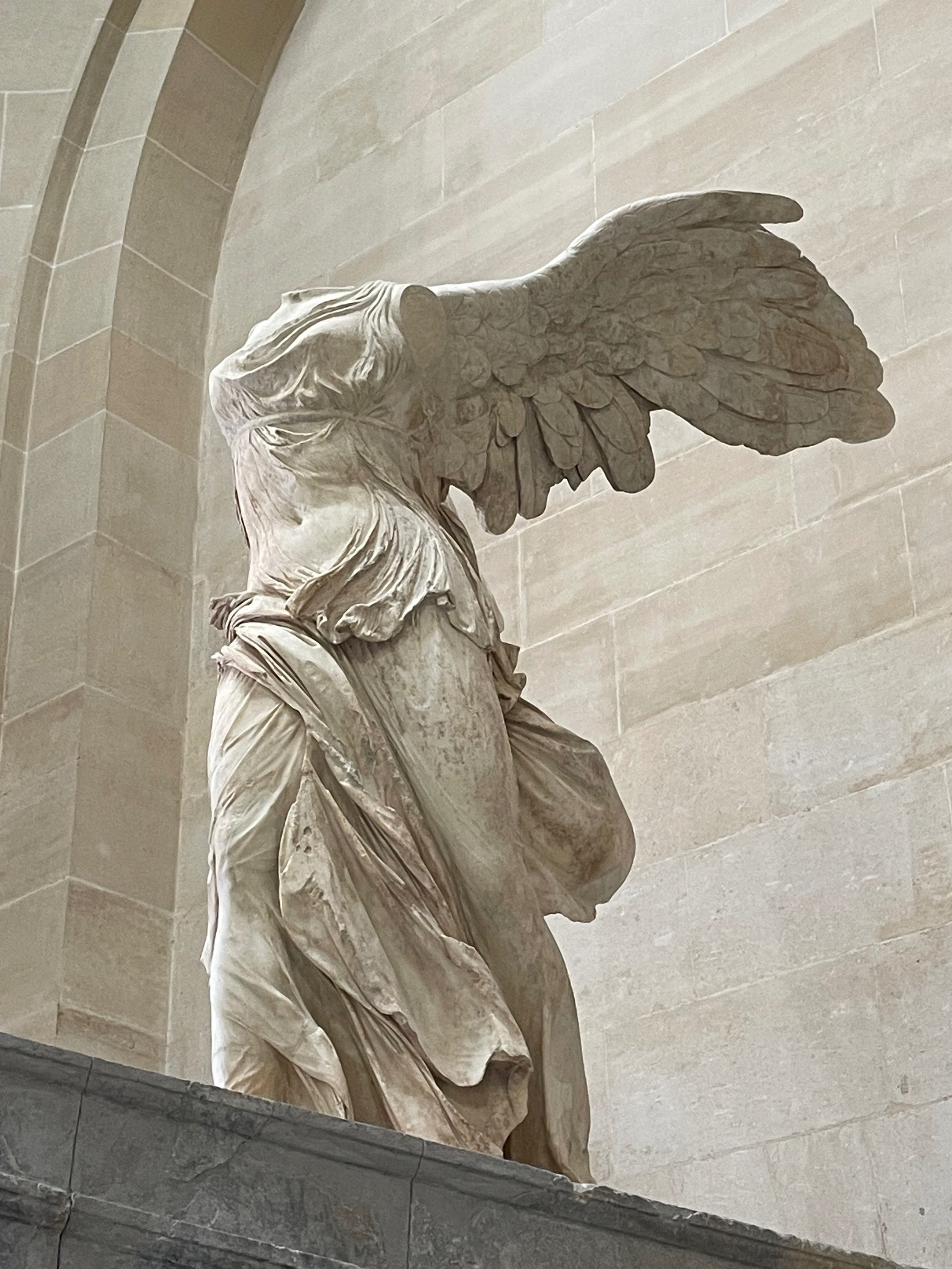 サモトラケのニケ｜虎郎