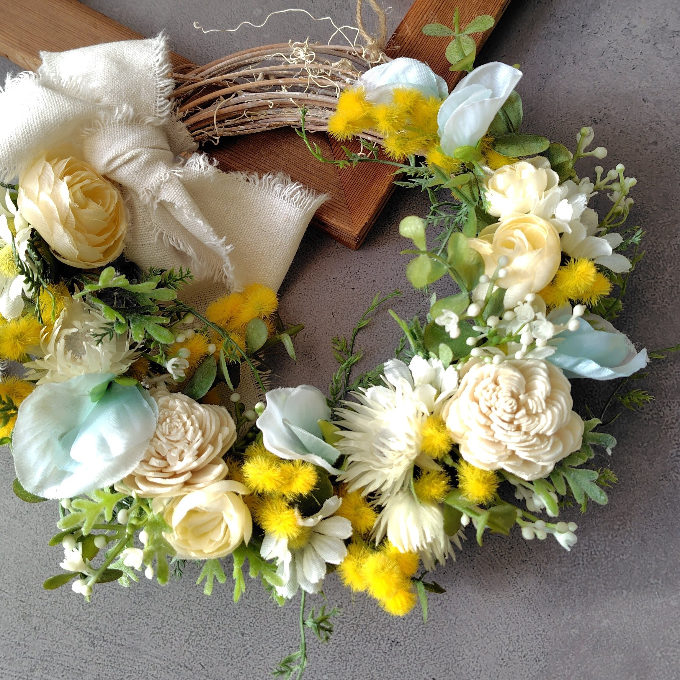 ミモザとラナンキュラスのリース○ドライフラワーリース 